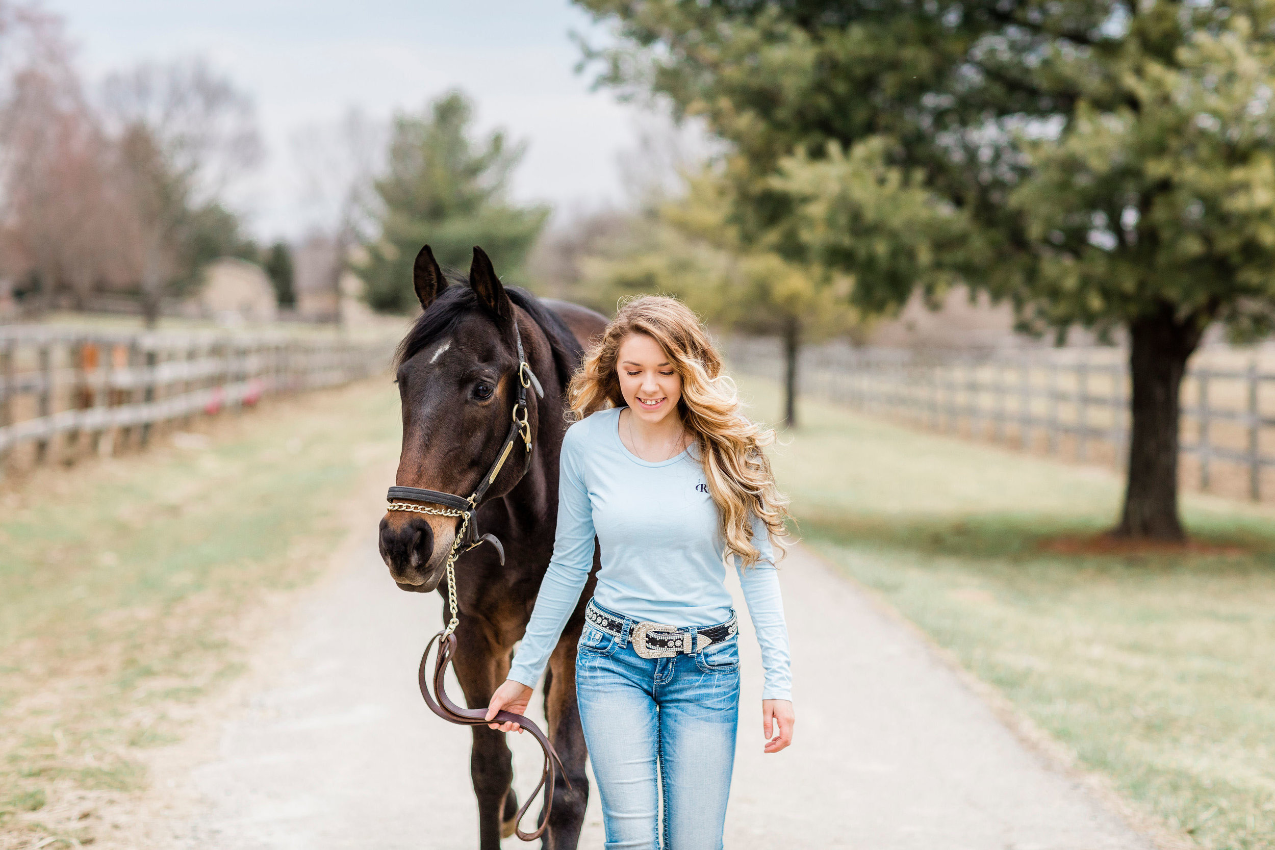 cincinnati senior pictures with horse-1.jpg