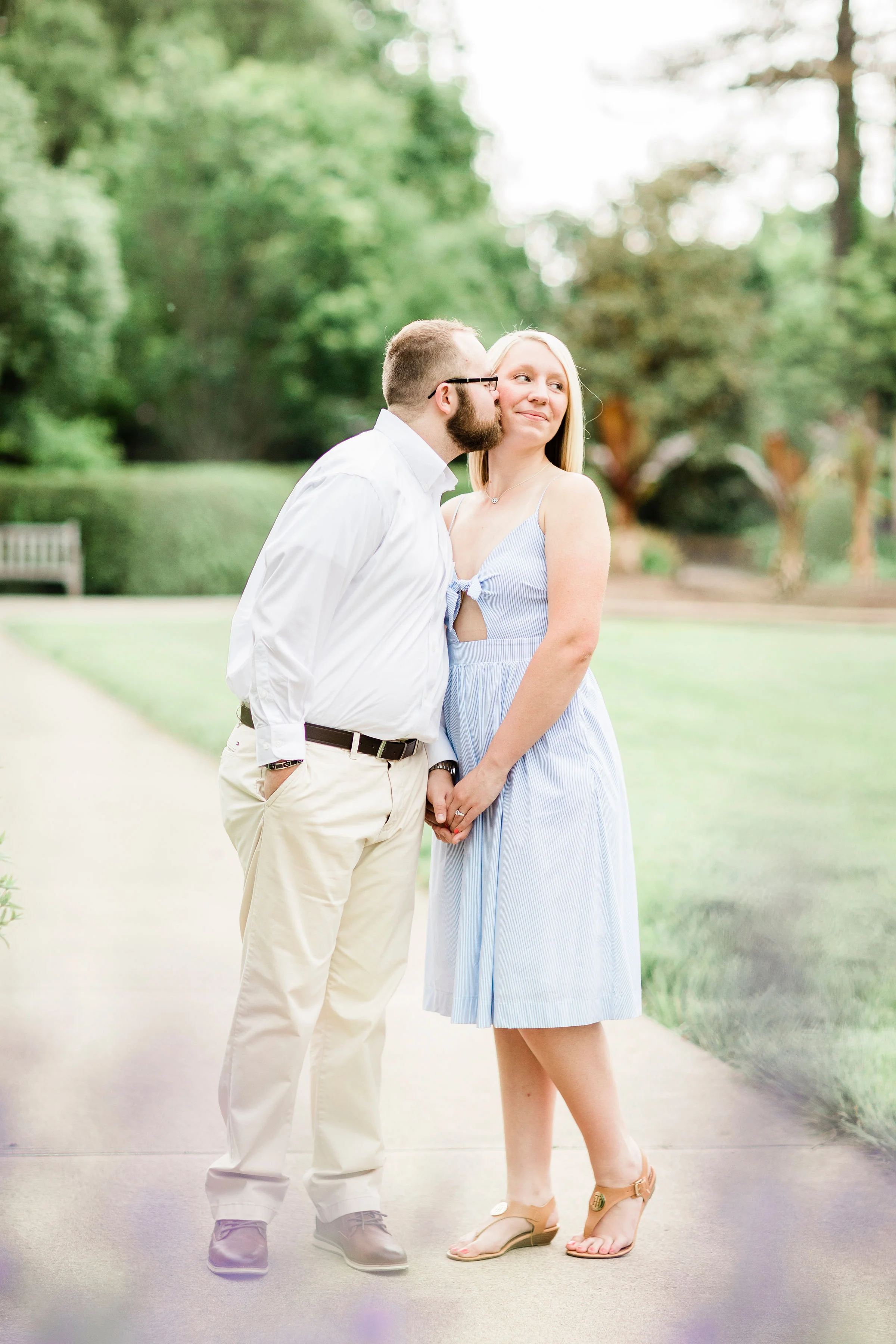 ault park cincinnati engagement photography-61.jpg