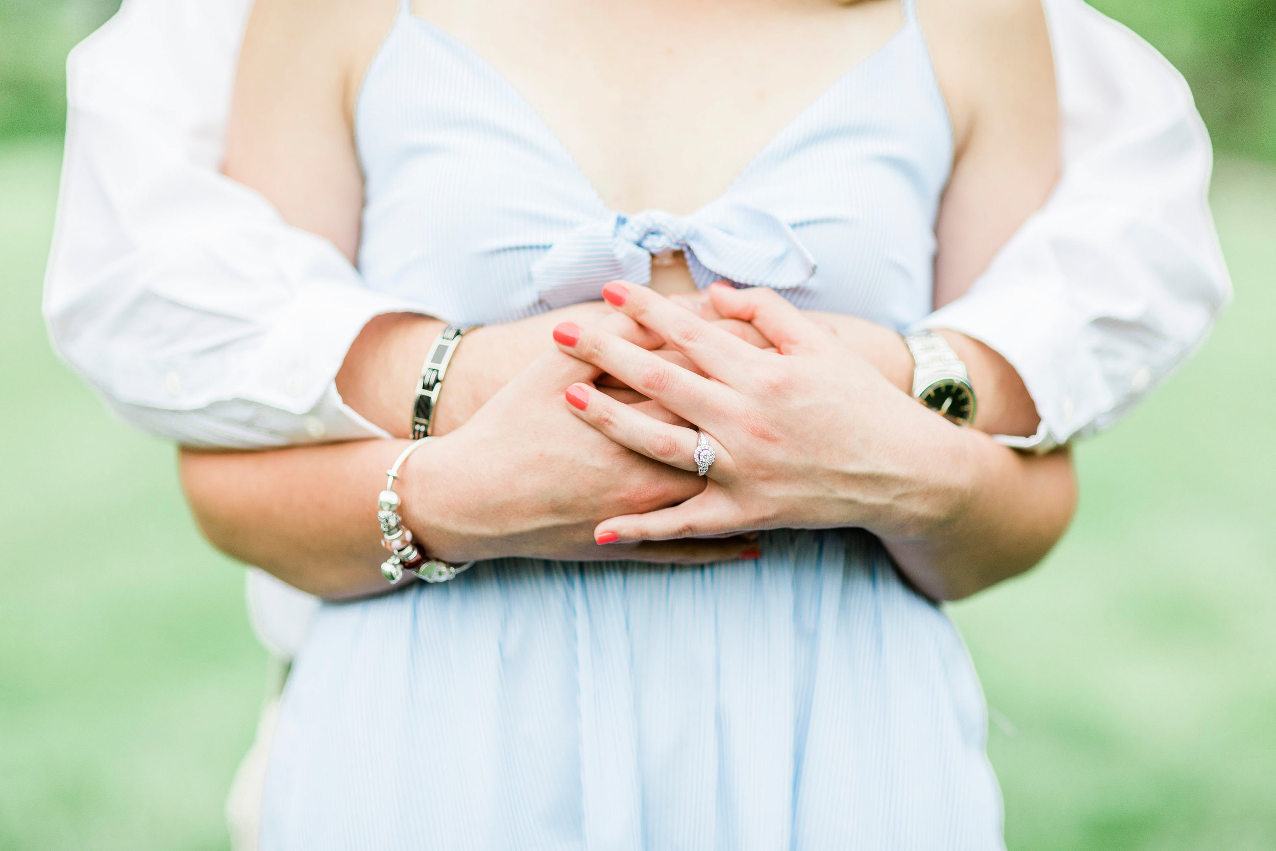 ault park cincinnati engagement photography-64.jpg