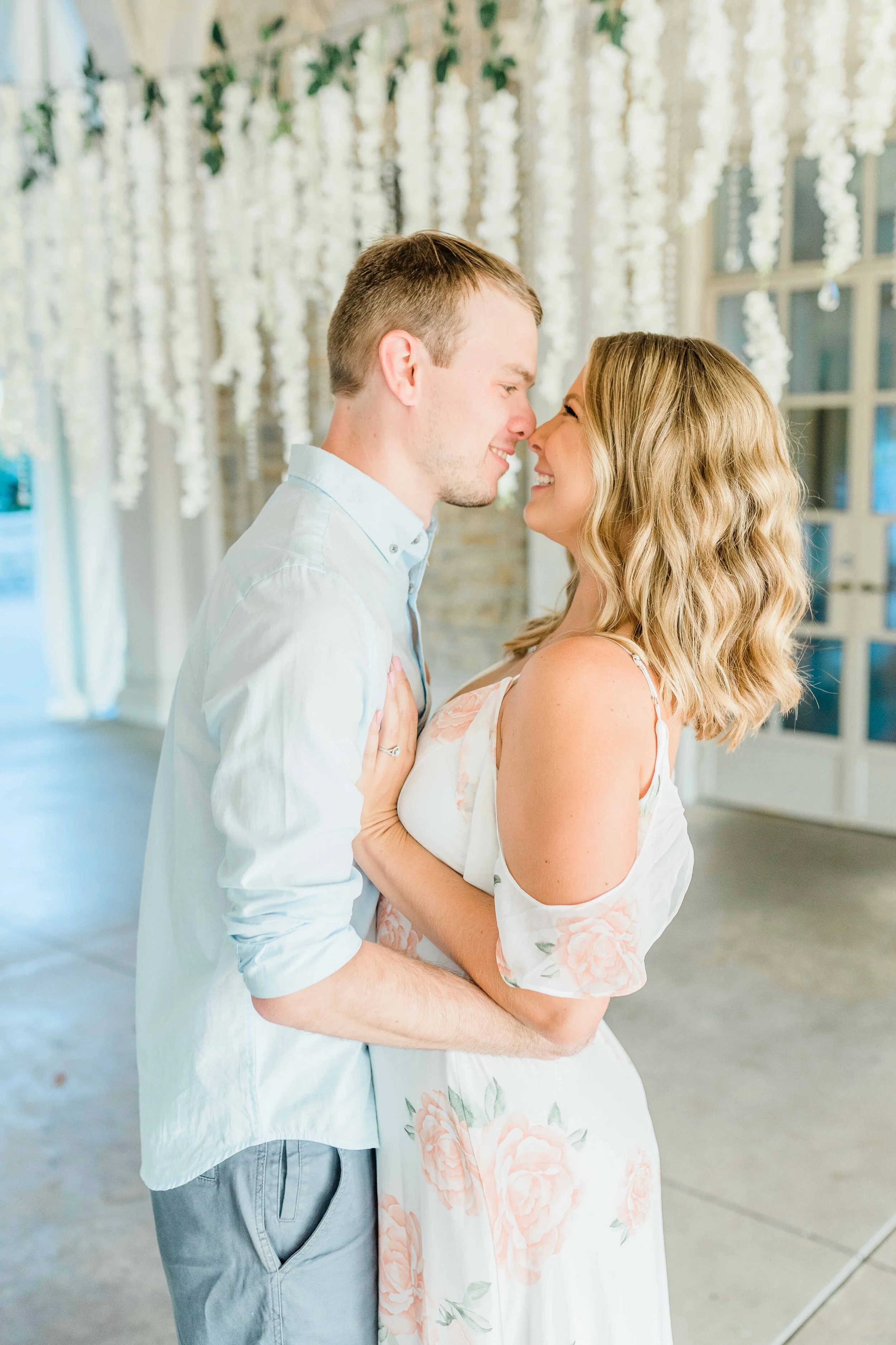 cincinnati engagement photographers-4.jpg