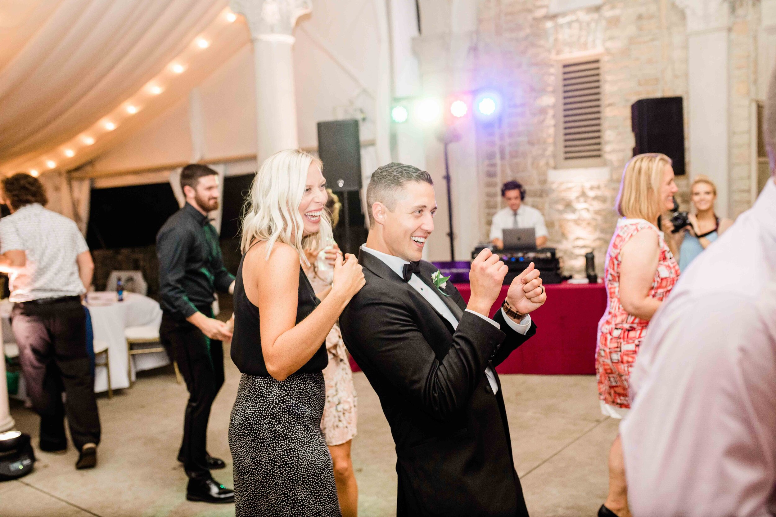ault park wedding reception photography-12.jpg
