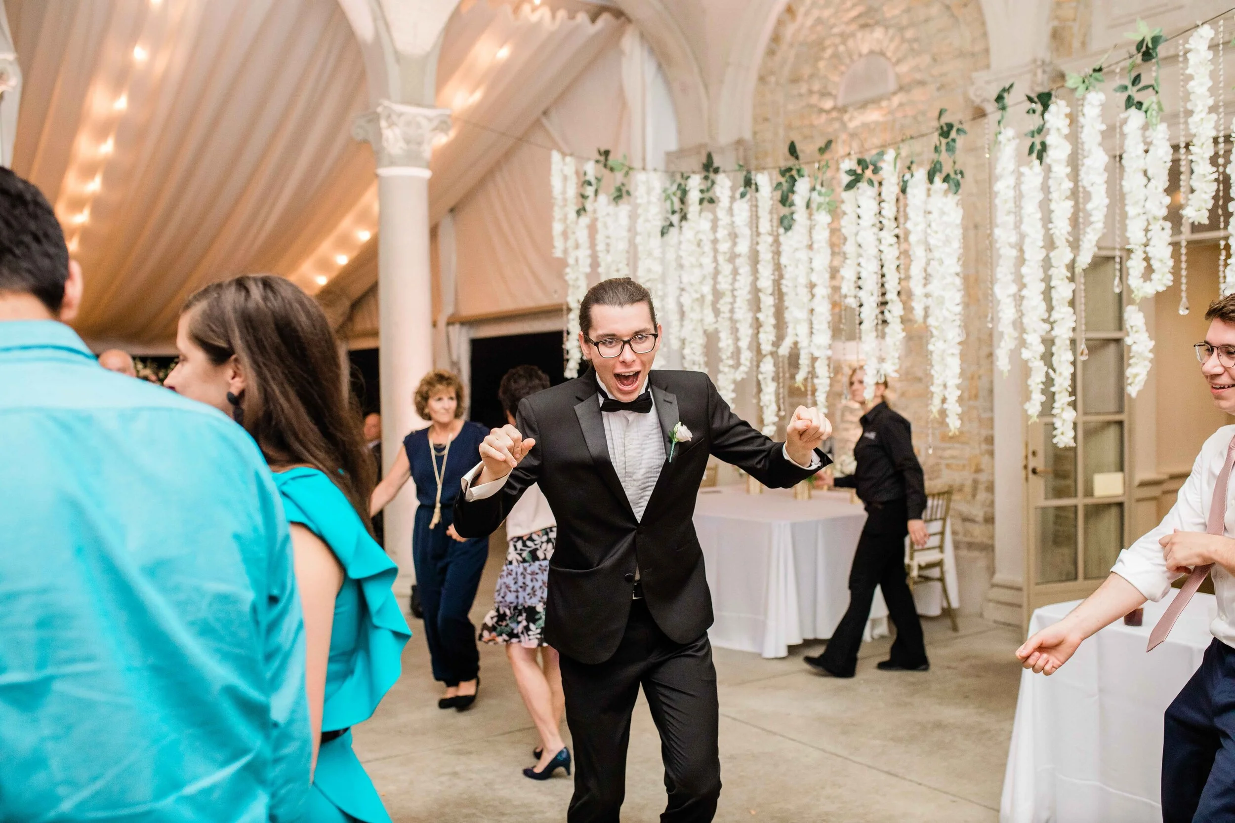 ault park wedding reception photography-13.jpg