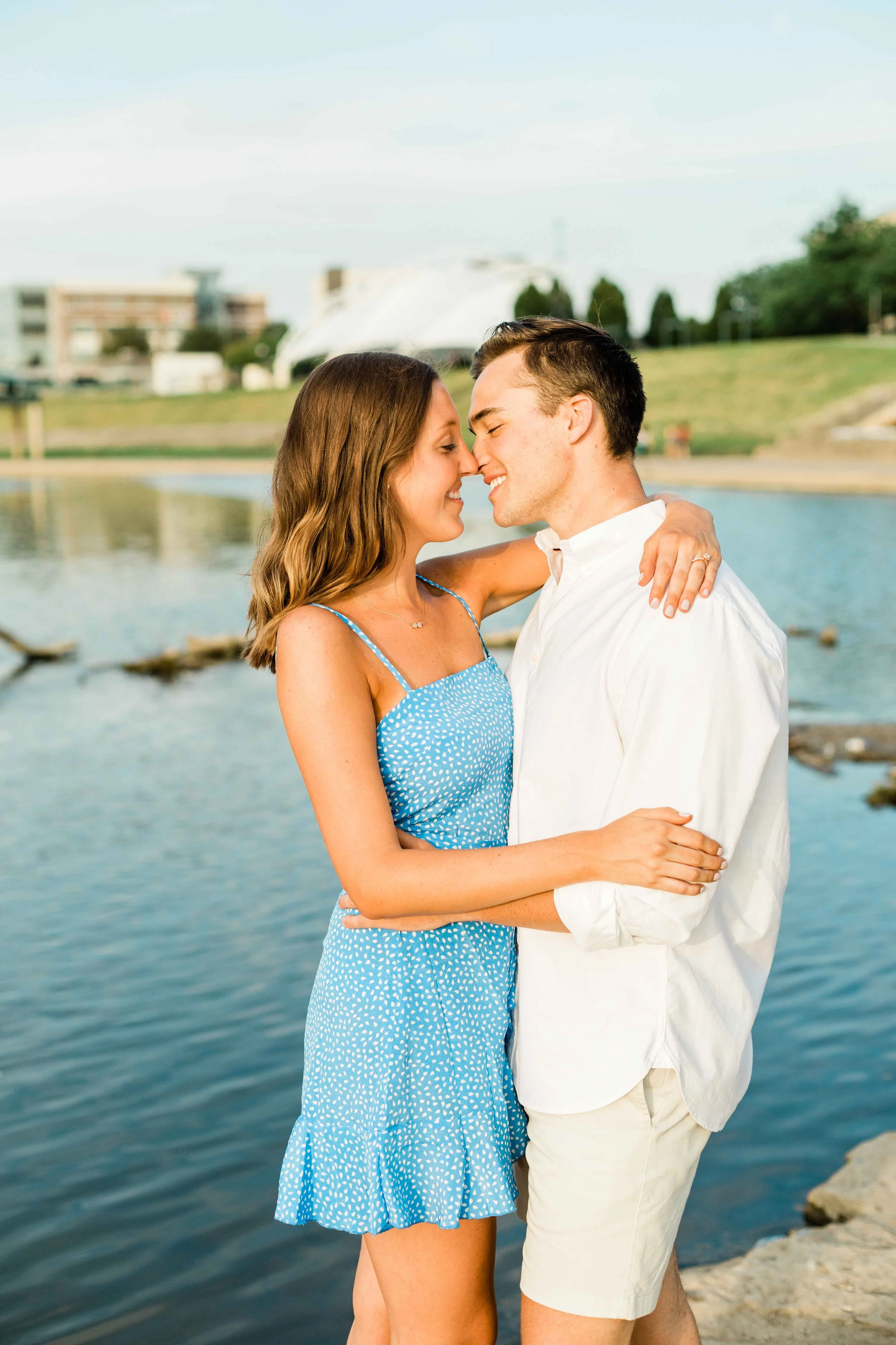 engagement photographers cincinnati-5.jpg