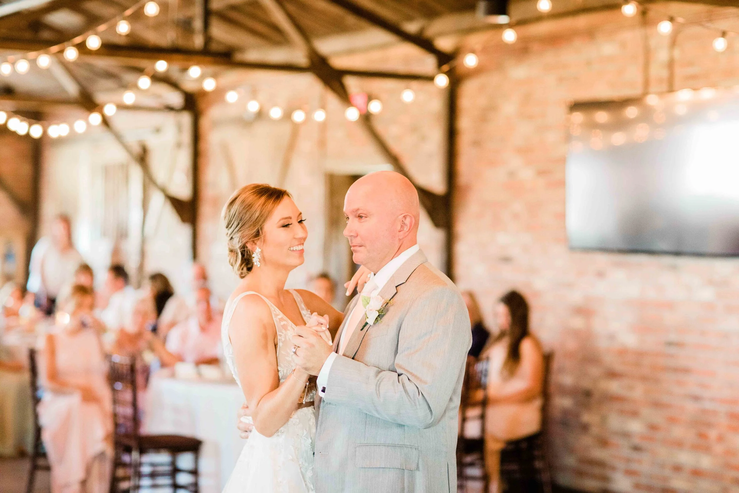 pickwick place reception photos-5.jpg