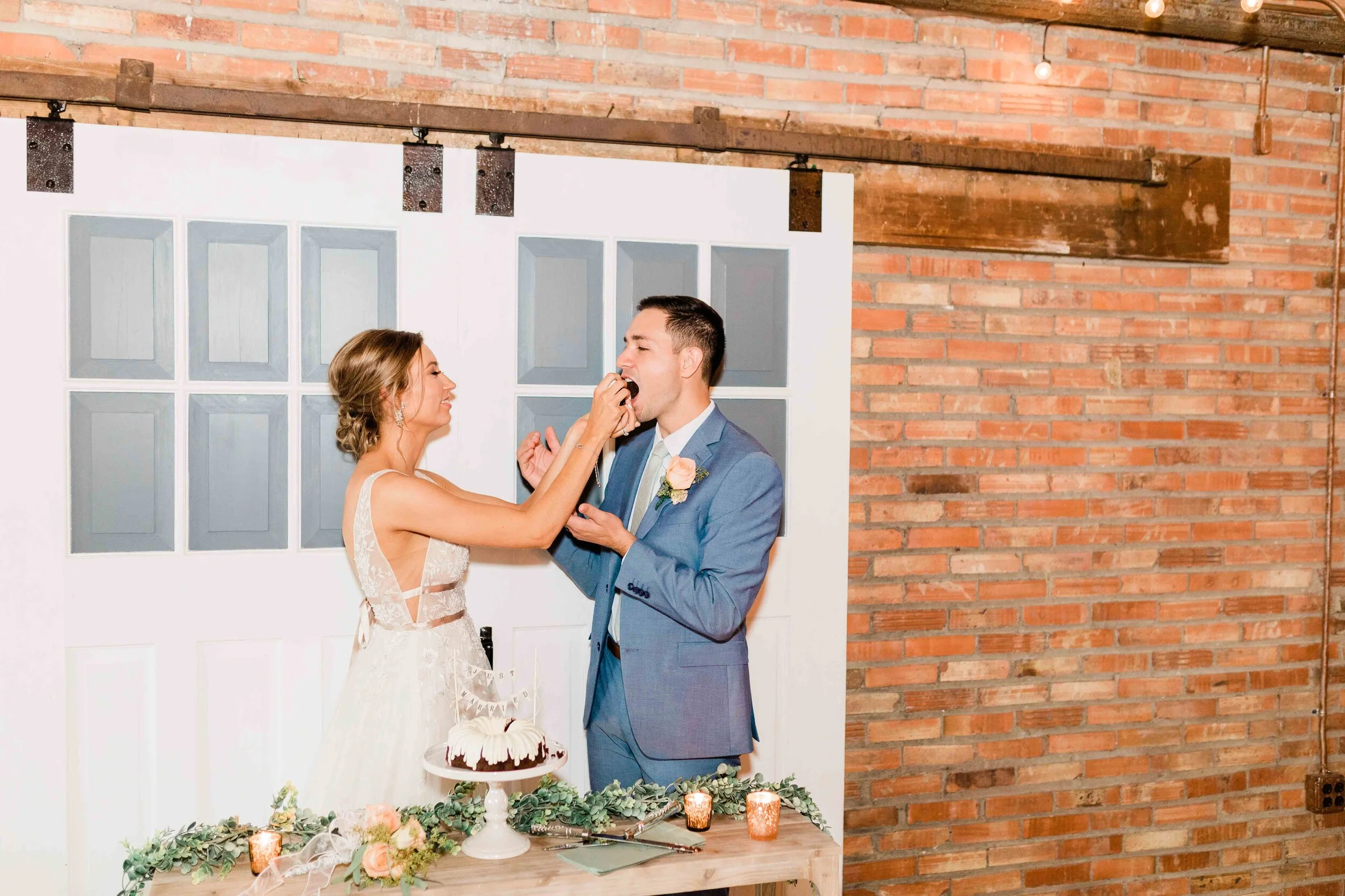 pickwick place wedding reception-6.jpg