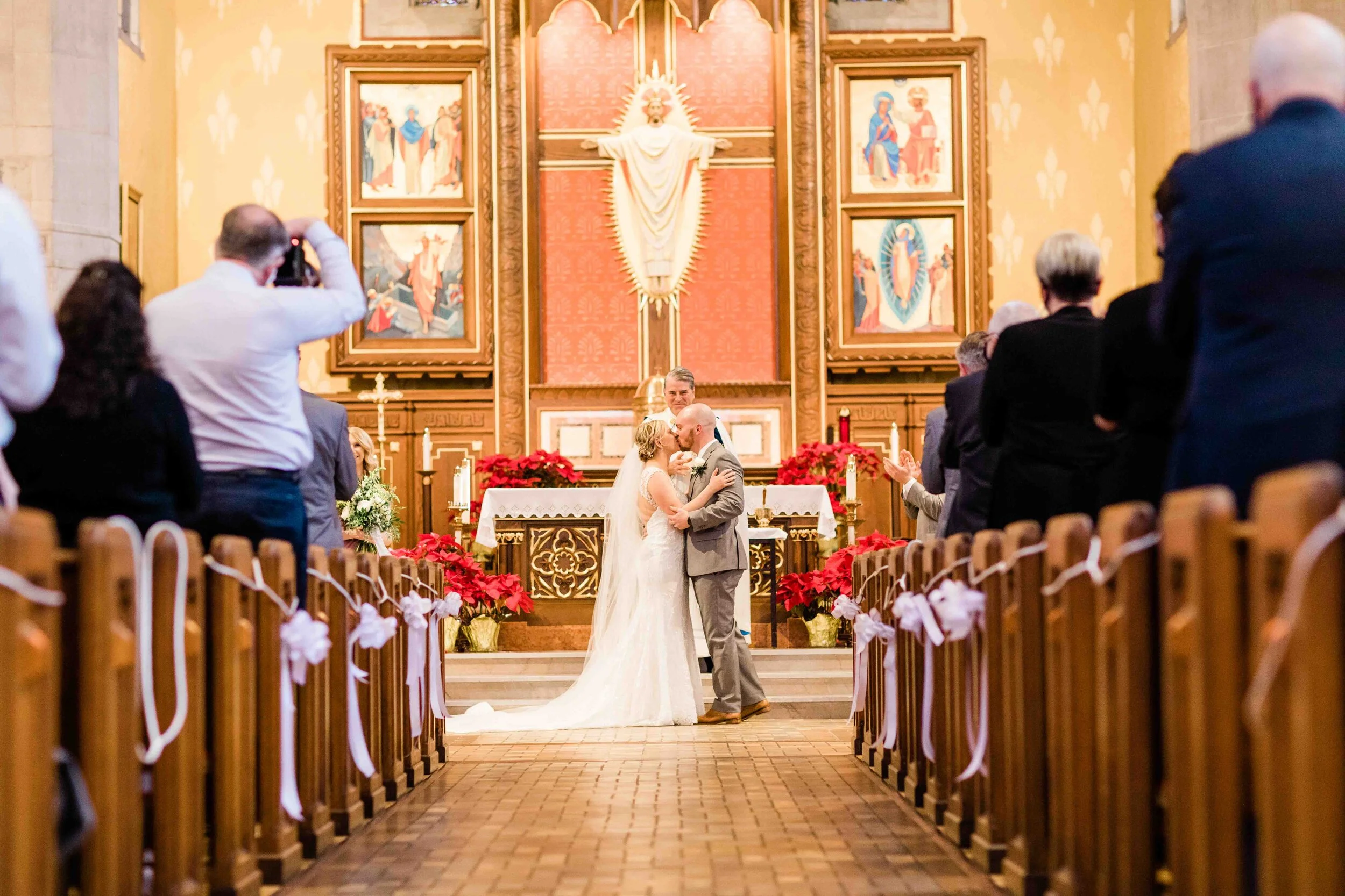 st cecilia cincinnati wedding-78.jpg