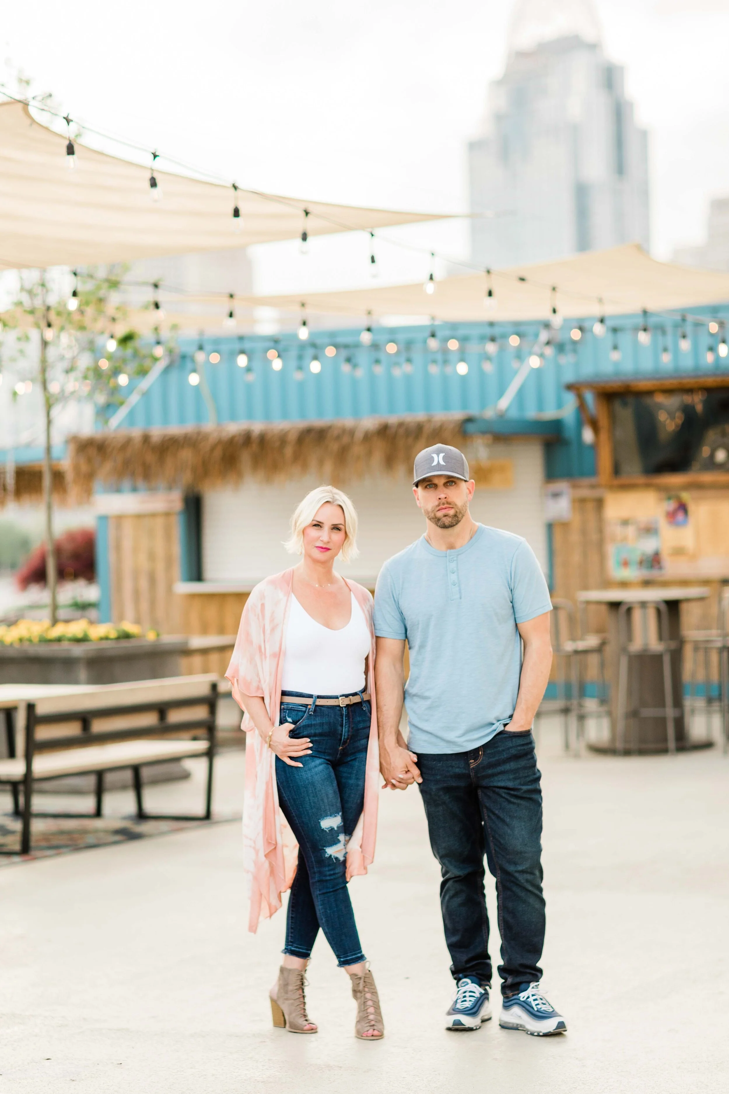 cincinnati engagement photographers-4.jpg