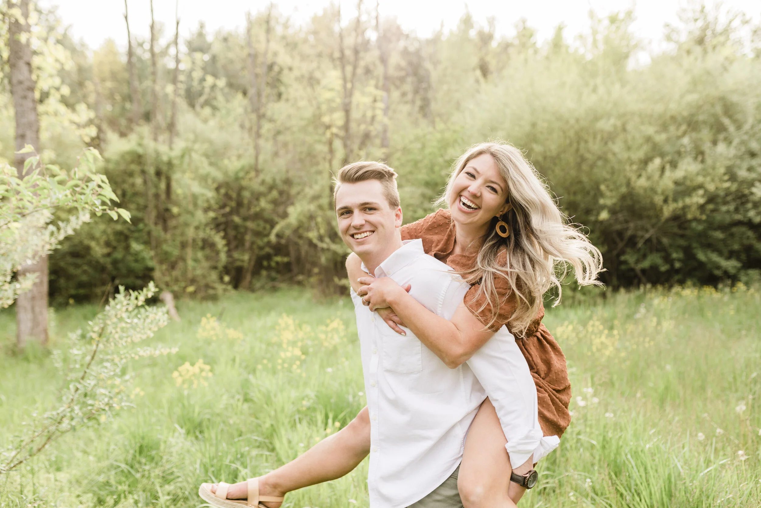 Maddy &amp; Evan {Germantown, Ohio Engagement Session}