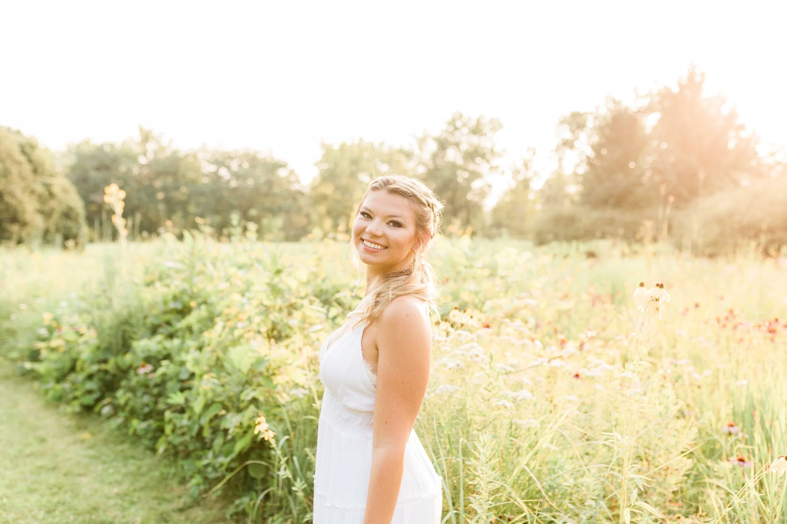 Kate Berry {Dayton, Ohio Senior Session || Dayton Art Institute &amp; Wegerzyn Gardens}
