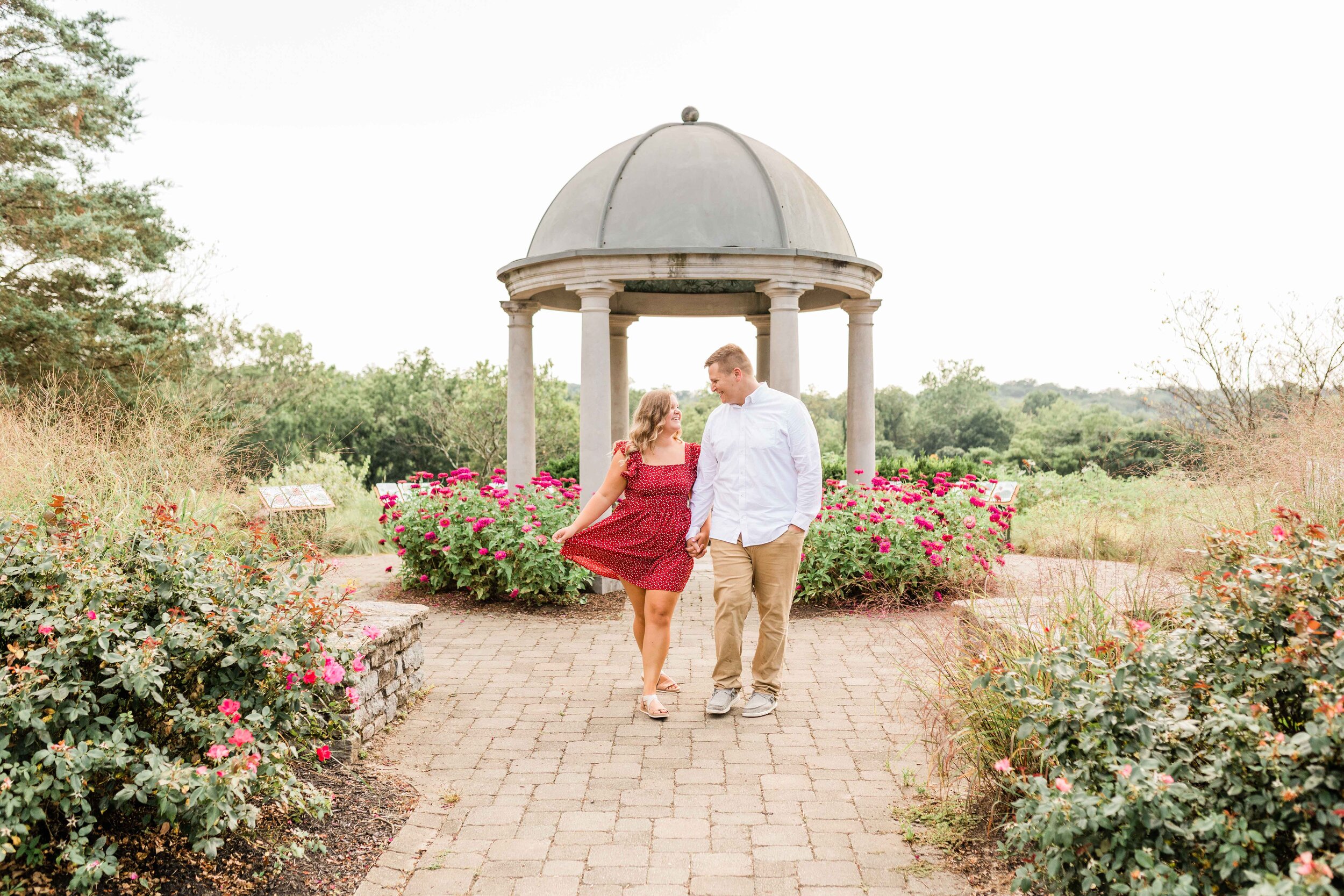 cincinnati engagement photographer-1.jpg