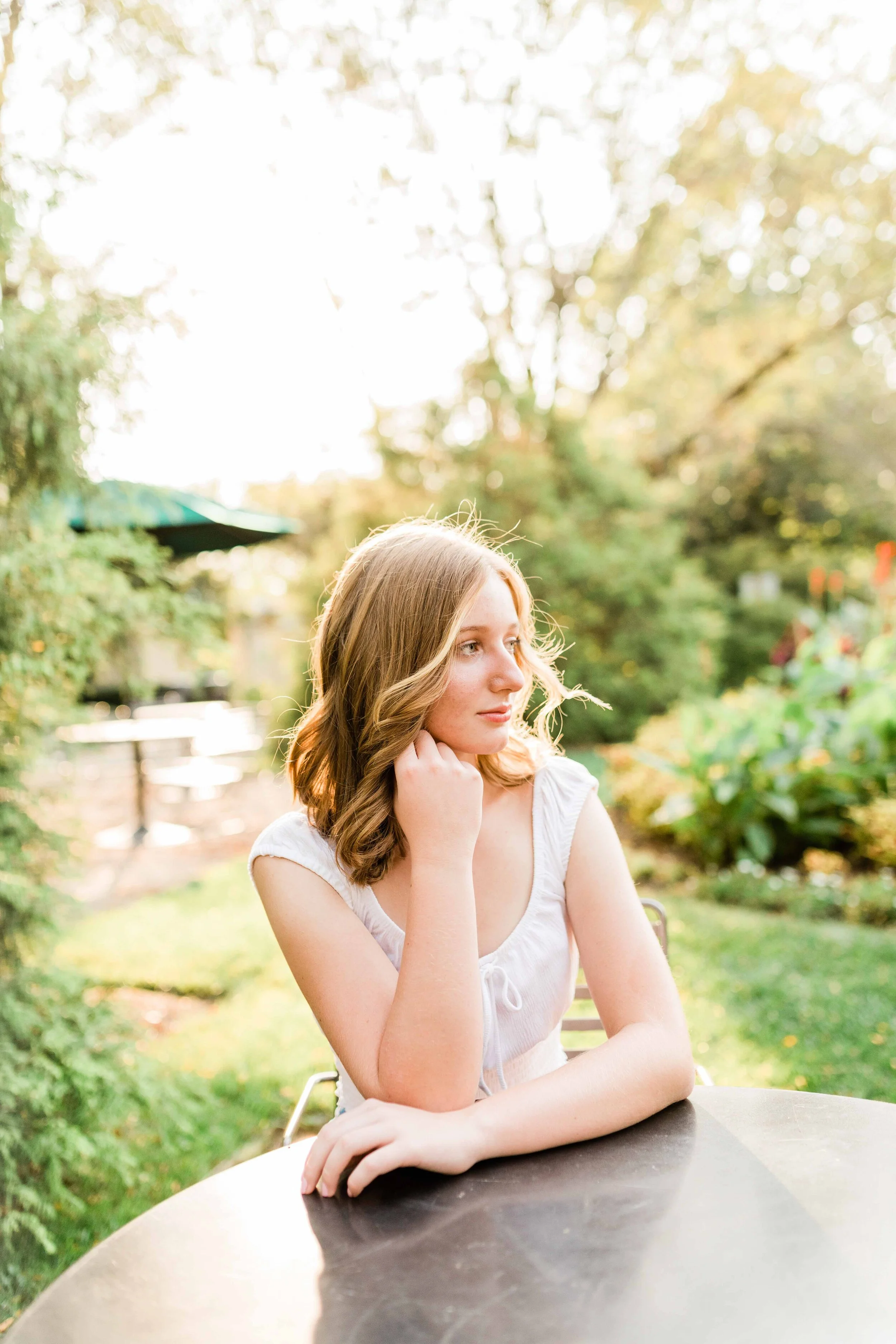 wegerzyn gardens metropark senior pictures-2.jpg