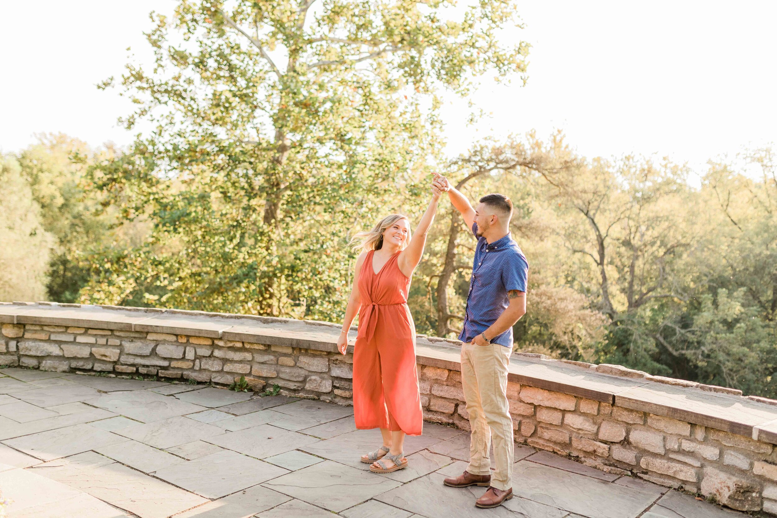 cincinnati engagement photographers-6.jpg