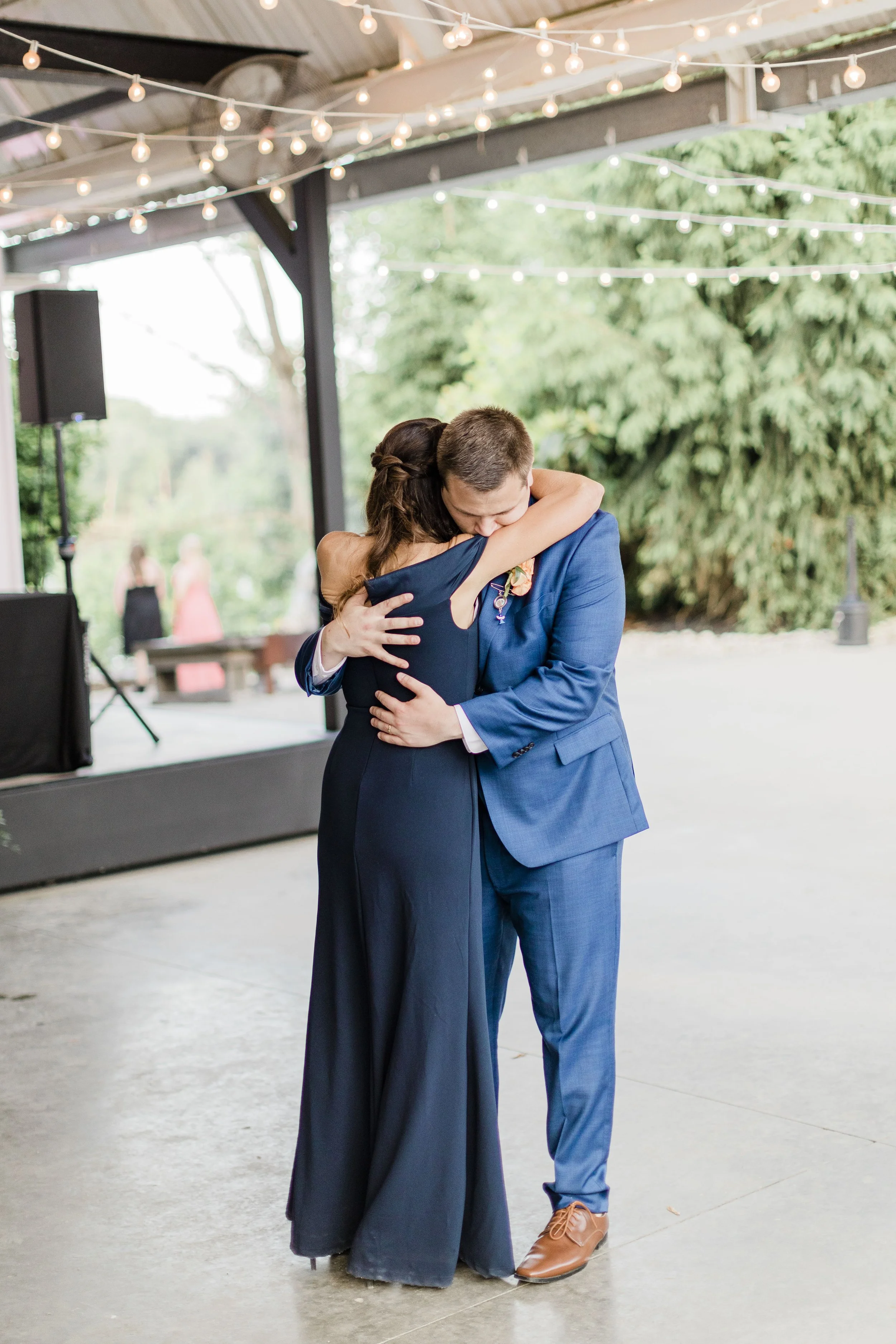 Inn at Oneonta Reception Photographers.jpg