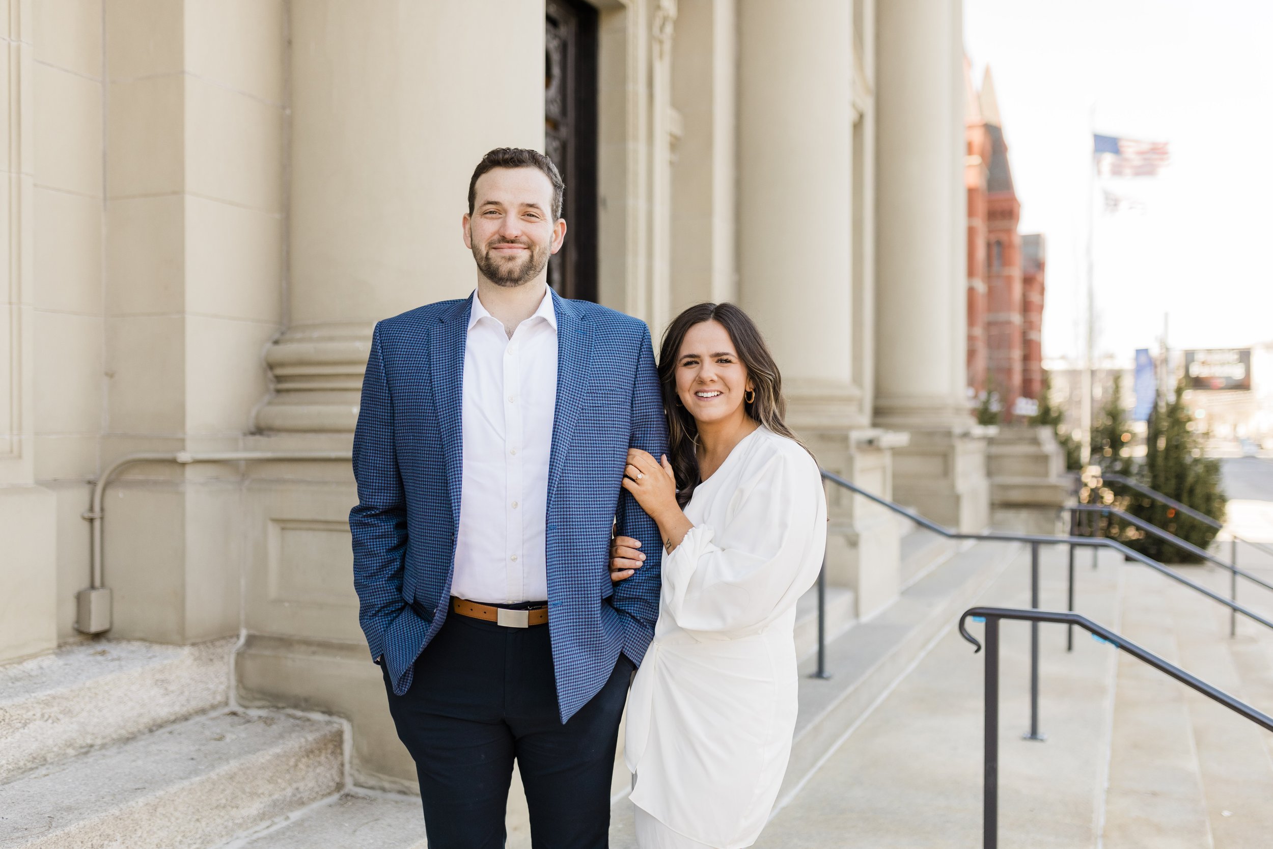 Emily &amp; Jordan {OTR &amp; Washington Park Engagement Photos}