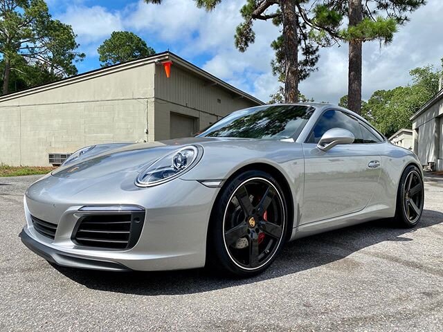 This beautiful 2017 Porsche Carrera wanted the max in protection. First, we corrected all painted surfaces and then  installed @xpel Ultimate Plus PPF film on the full front end including fully wrapped edges. Then we applied  @gtech Crystal Serum Ult