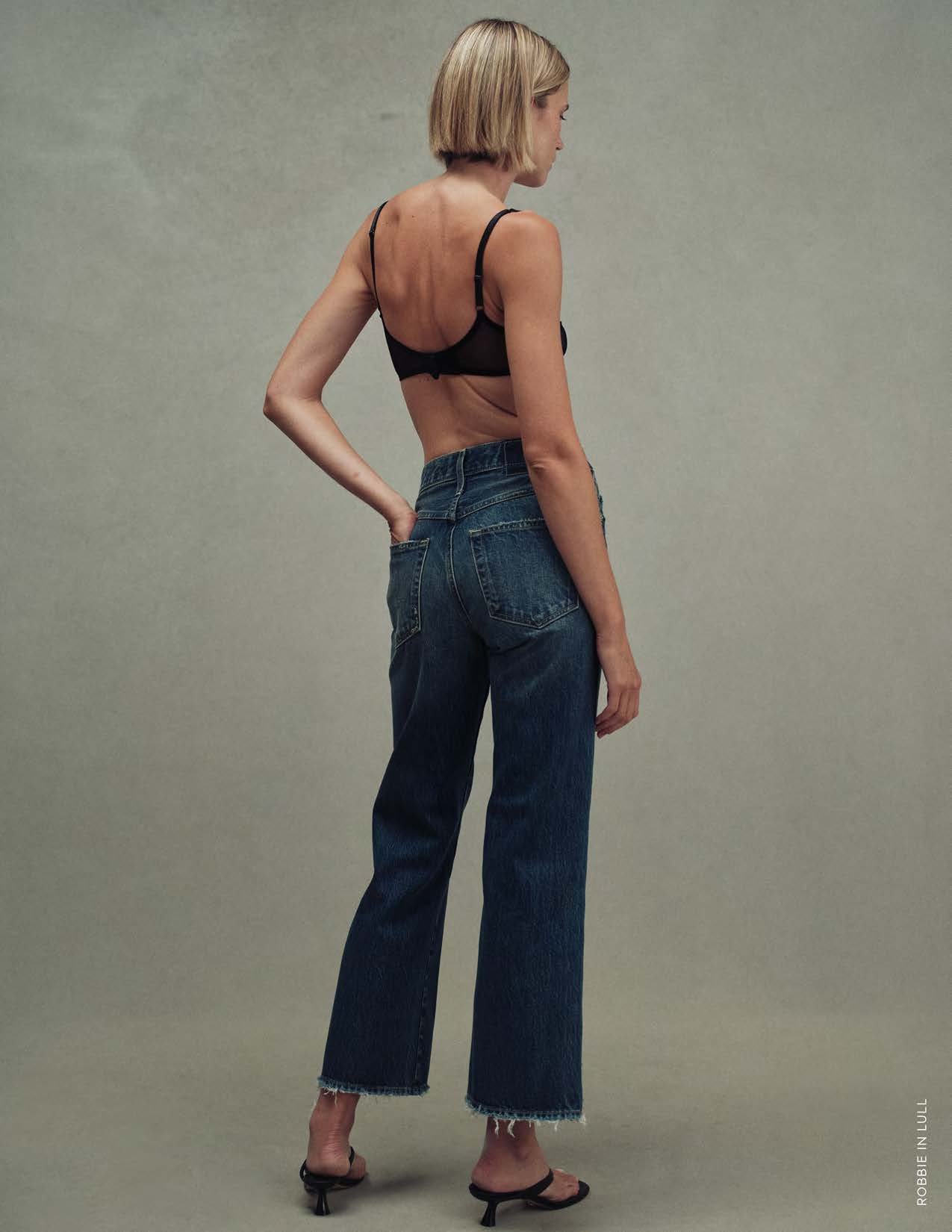 SPRING 26 - LOOKBOOK_Page_21.jpg