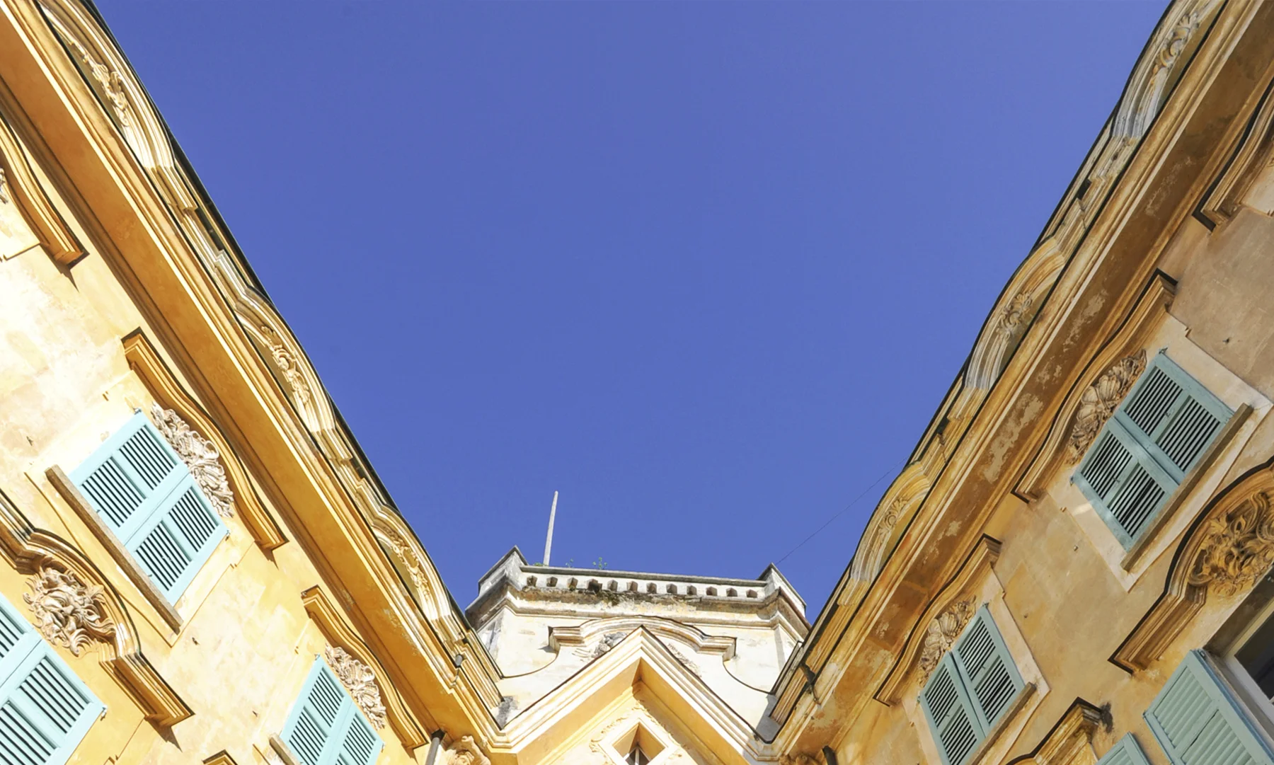 HomeHeader_02.jpg