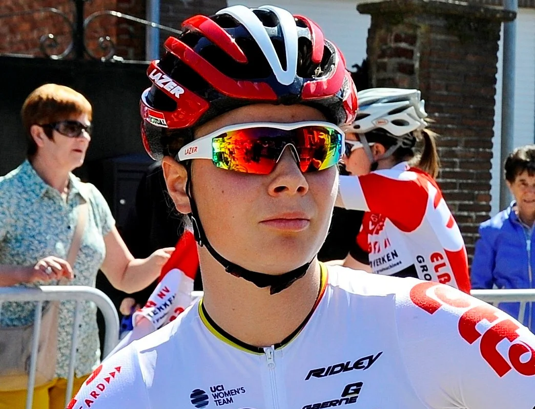 Lotte Kopecky schiet meteen raak in Valencia