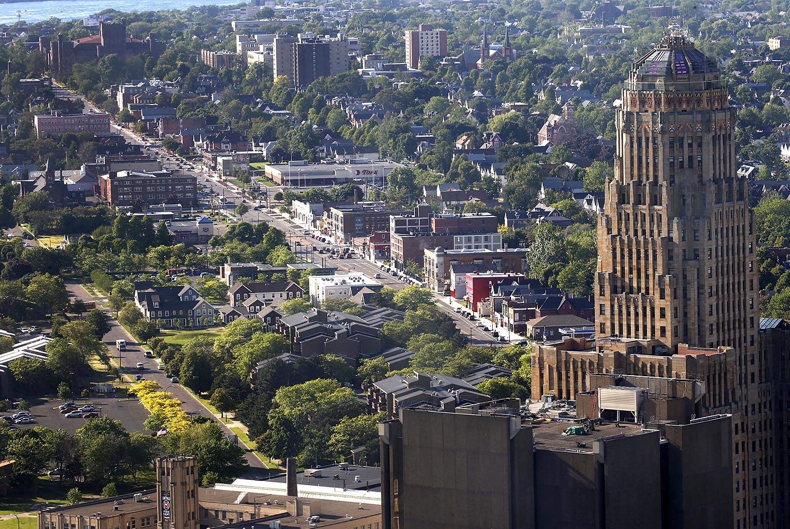 Buffalo City Hall and Niagara Street