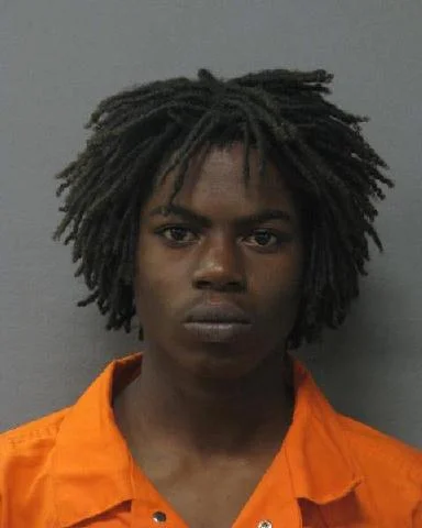 Second Suspect Being Sought for Off-Duty Officer Shooting