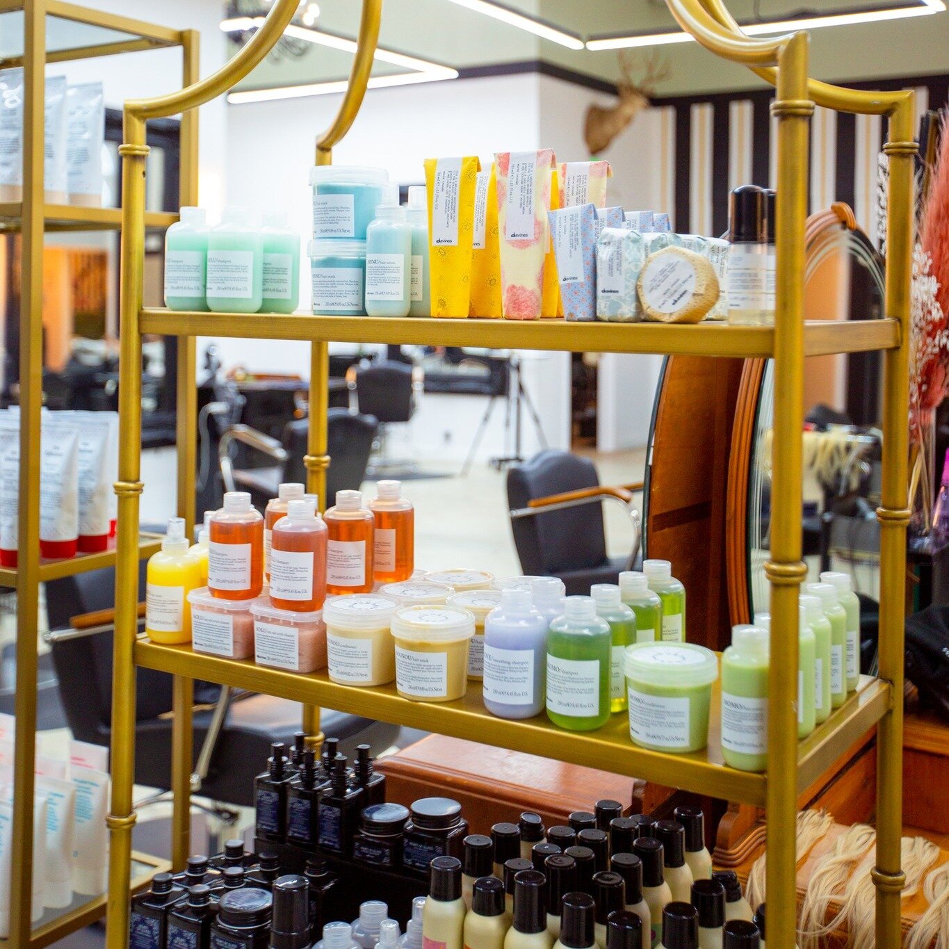 @davinesnorthamerica was Founded in Parma, Italy in 1983 by the Bollati Family, Davines Group started as a research laboratory, producing high-end hair care products for renowned cosmetic companies worldwide. They focus on sustainability and real nat