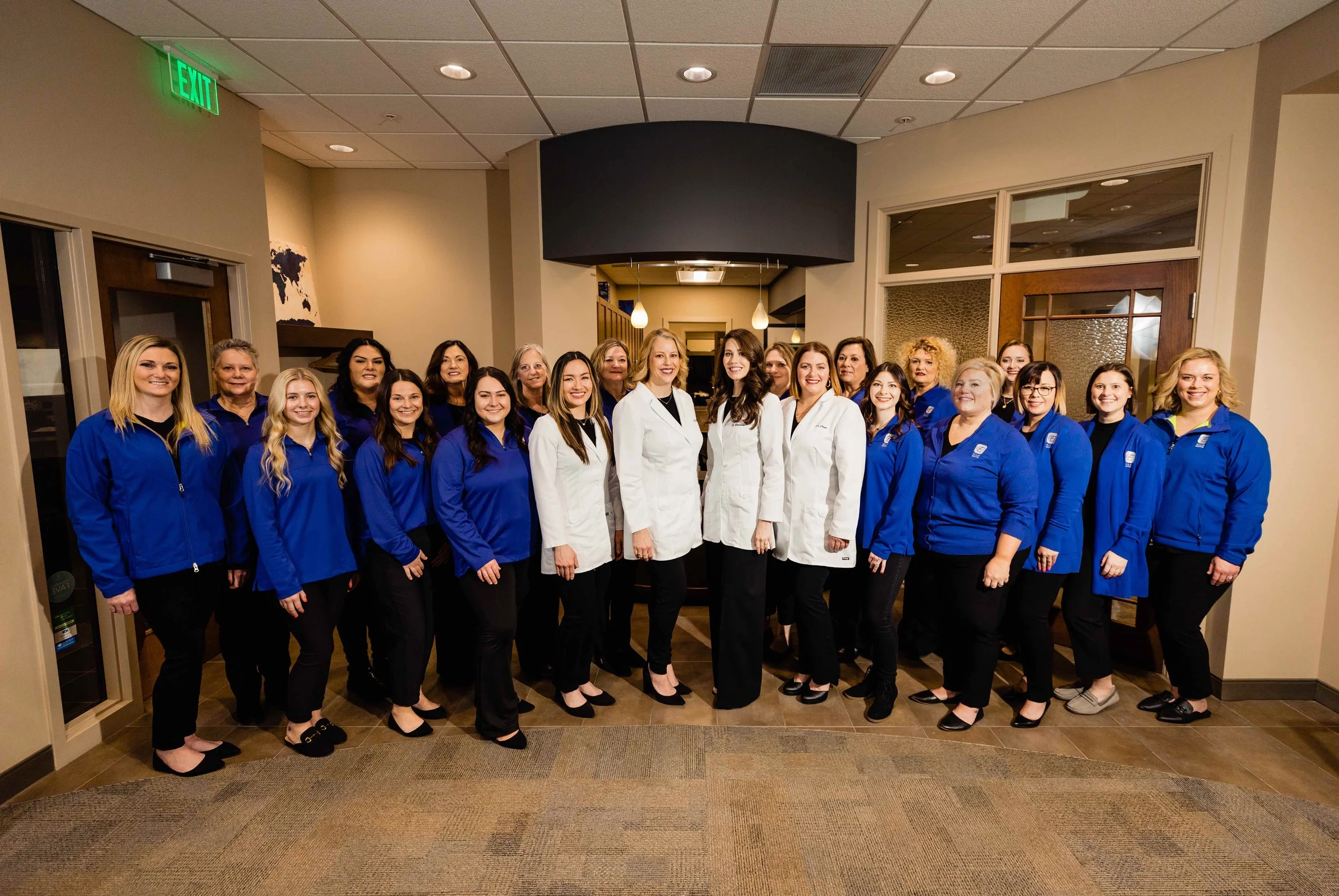 Ellis-Dental-Team-StLouis.jpeg