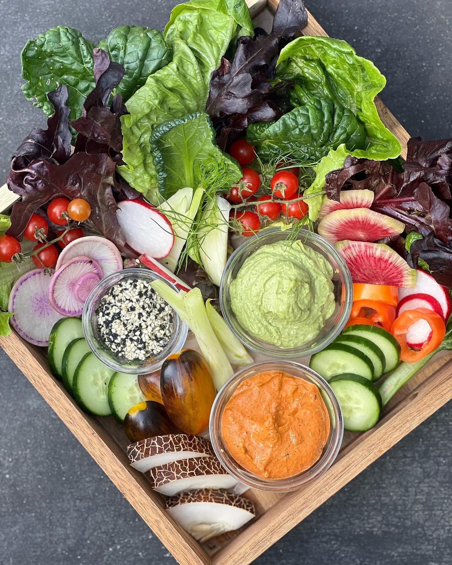 Come in and reap the celebration of a successful harvest&mdash; a farm grazing box of a variety of organic vegetables and greens I've lovingly handpicked at @stonybrookcanyonfarm . All served with spreads and dips hand made with care from all our awe