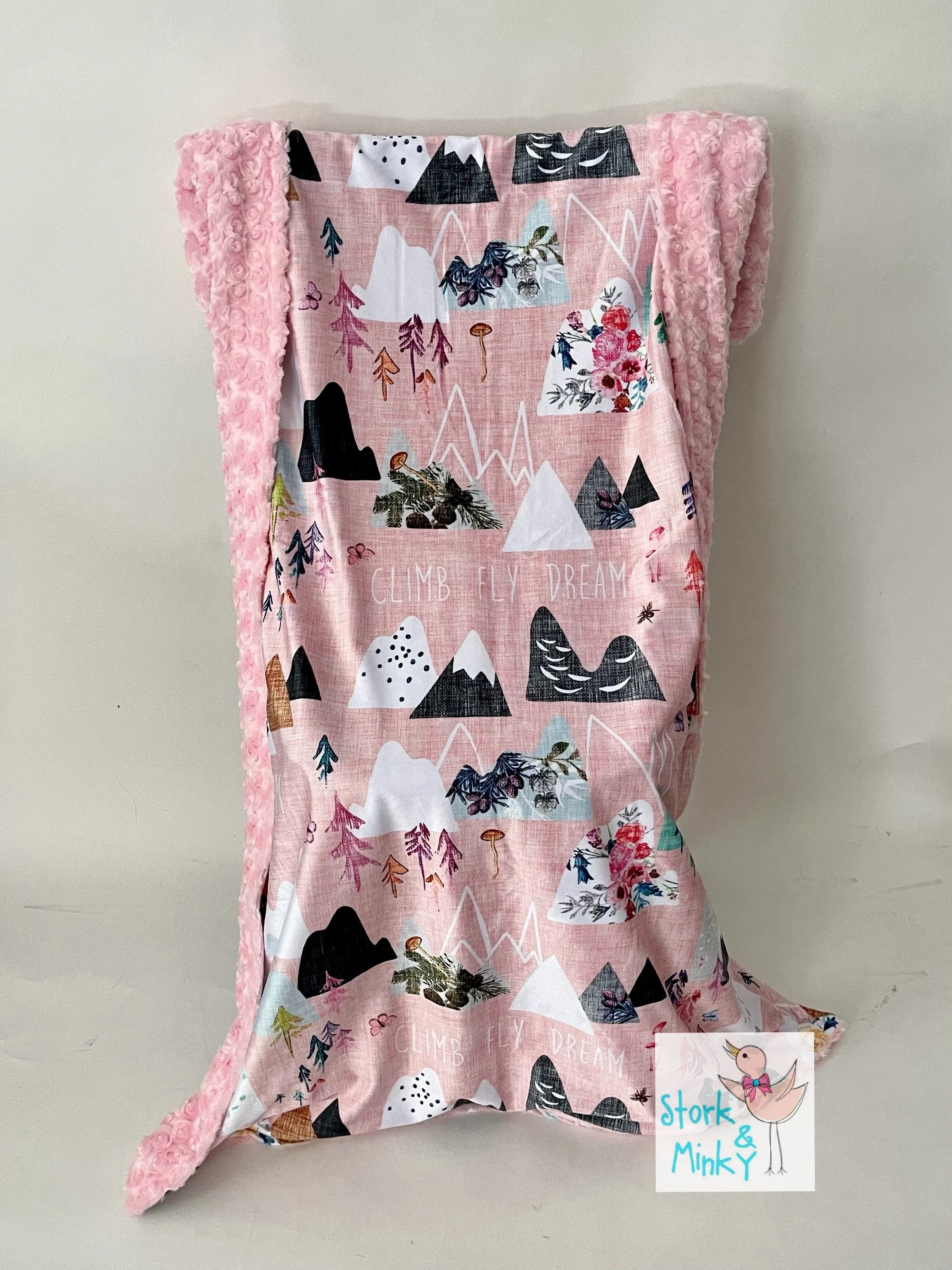 Pink mountain print small Patchwork