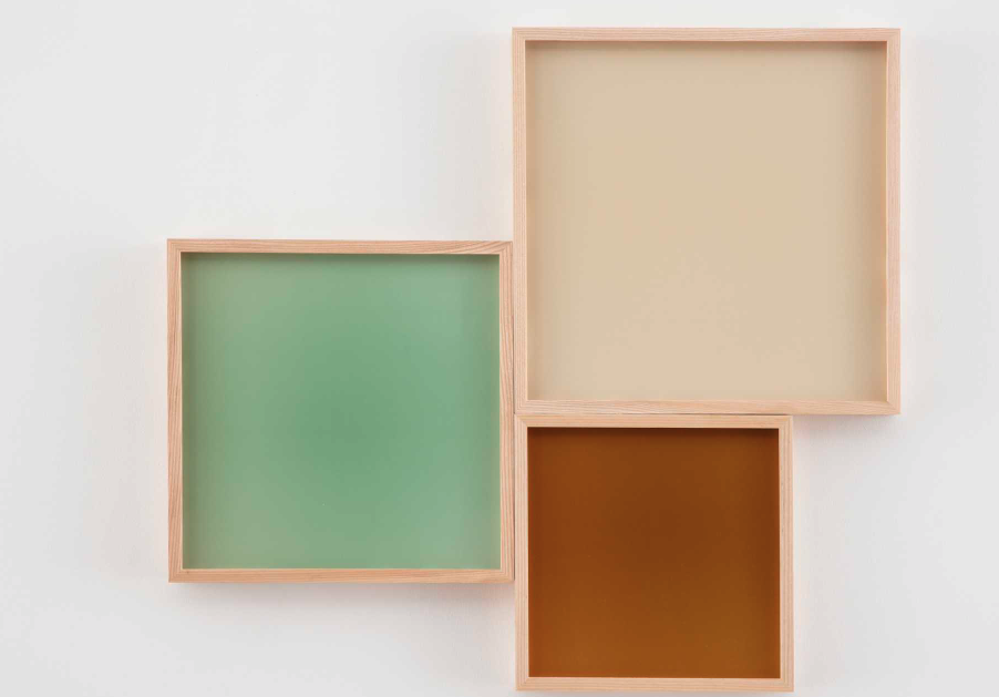 Leslie Hewitt: Achromatic Scales