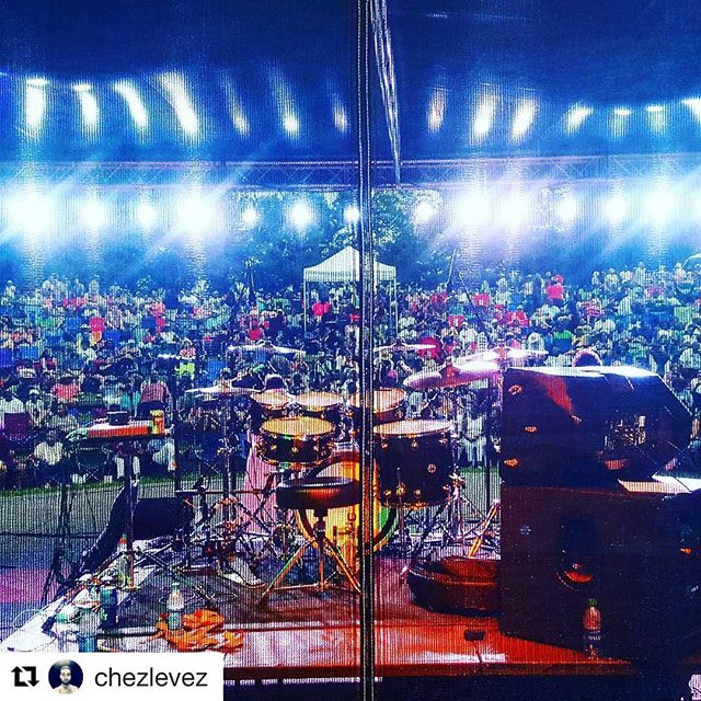 #Repost @chezlevez with @repostapp
・・・
Been working at the #jeffersonstjazzfestival all day