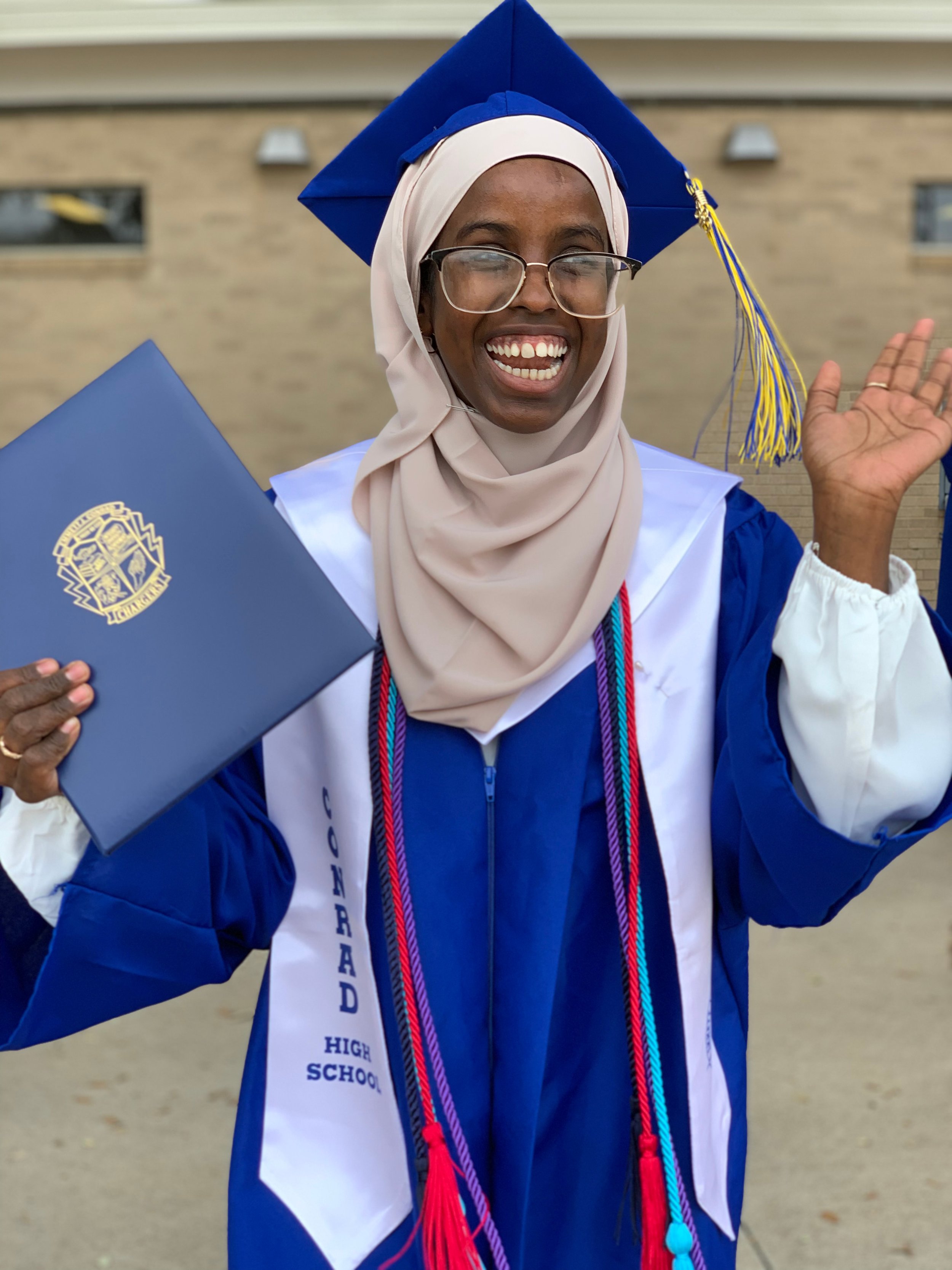 Scholar Grad.jpg