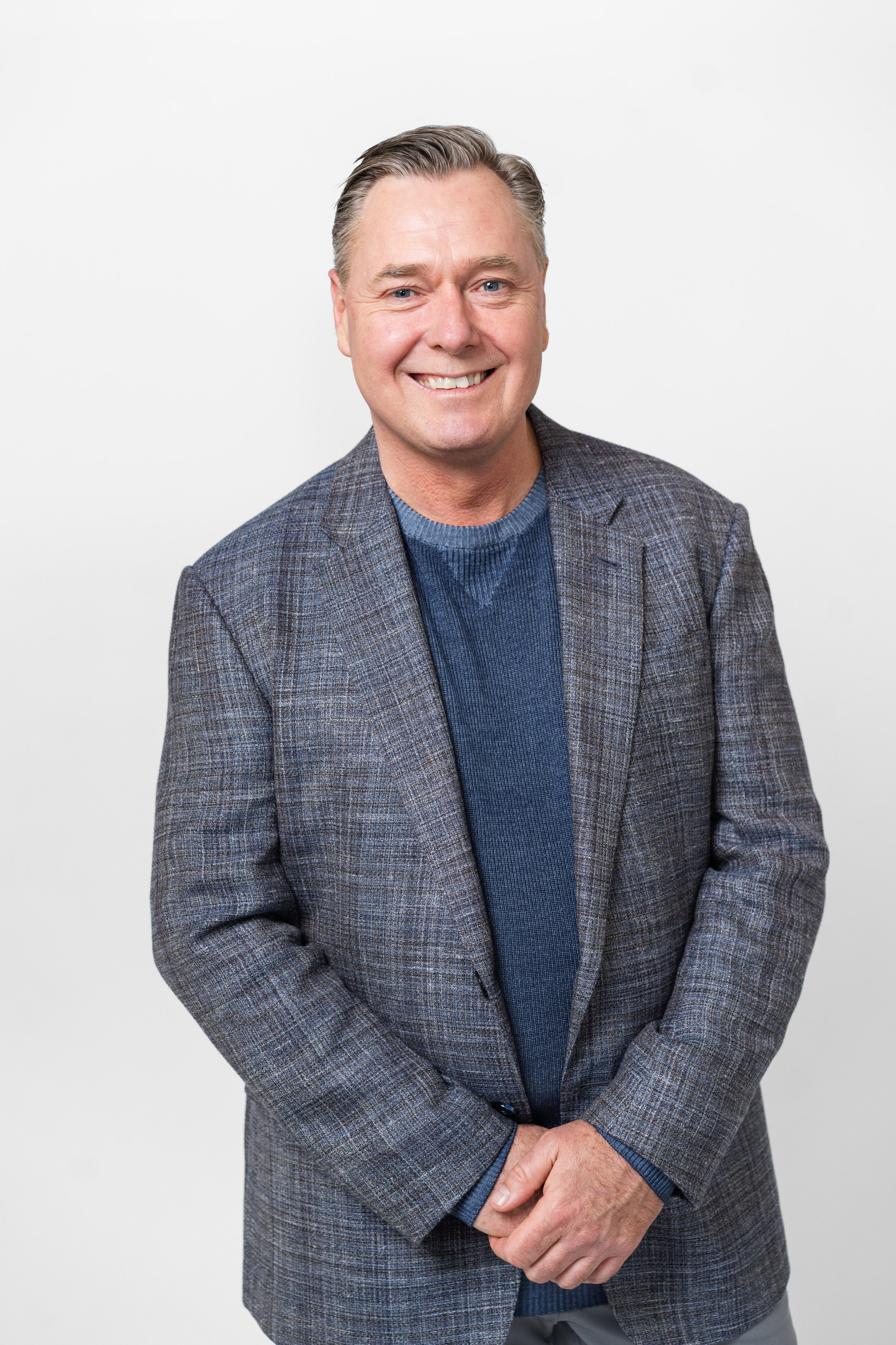 Publication Highlight: AdvisorHub, Executive Photography