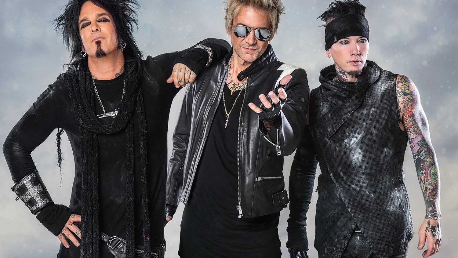 Sixx-AM-press-photo-credit-Dustin-Jack-2017-billboard-1548.jpg