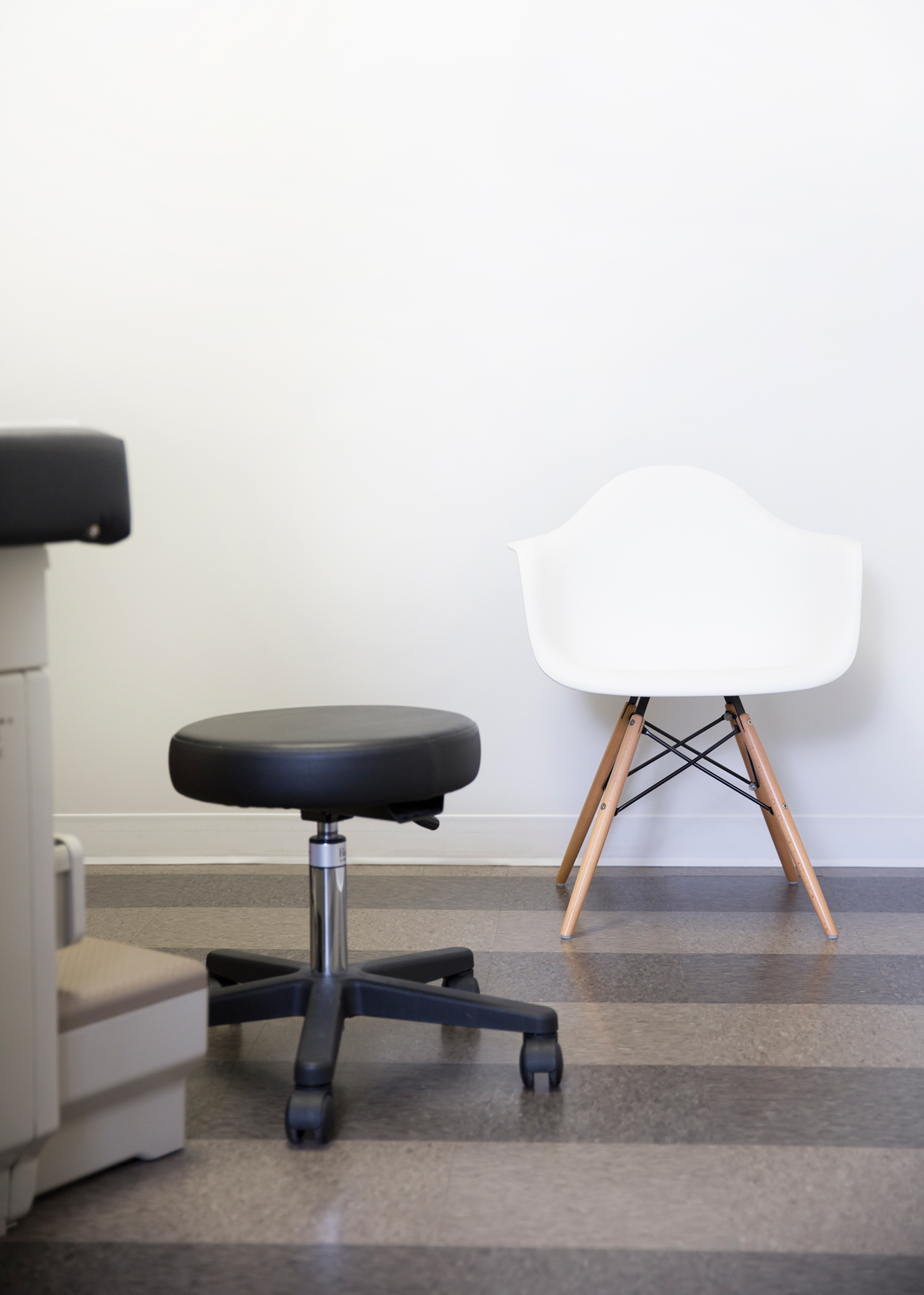 Relaxed and Inviting Doctor's Office // Designed by Pencil & Paper Co.