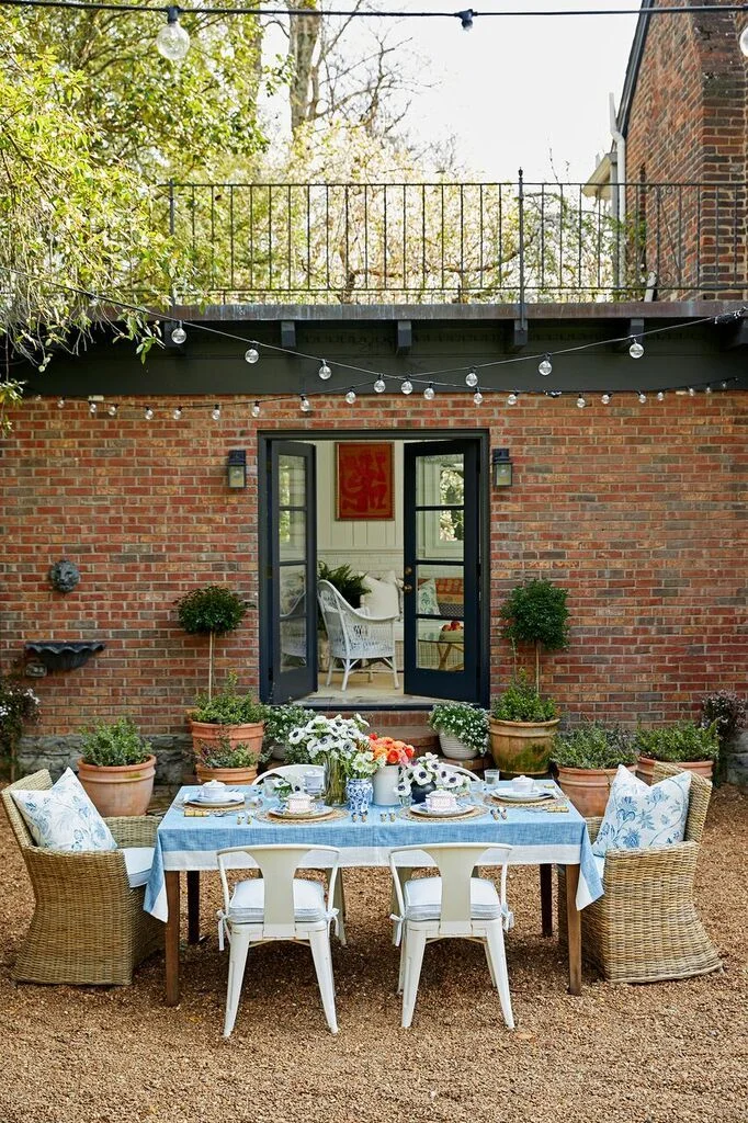 photo by tec petaja for house beautiful .