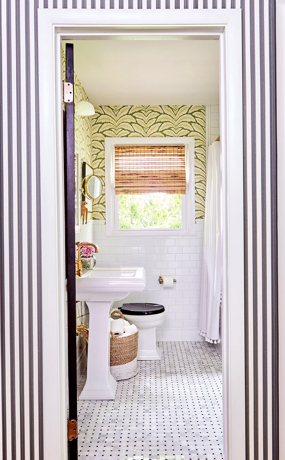 MegBathroom_0002.jpg