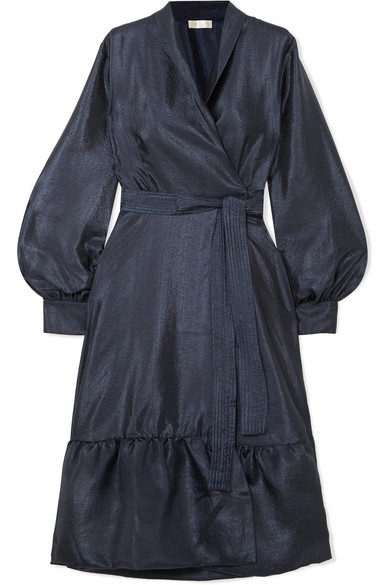 a classic navy number is always a great option