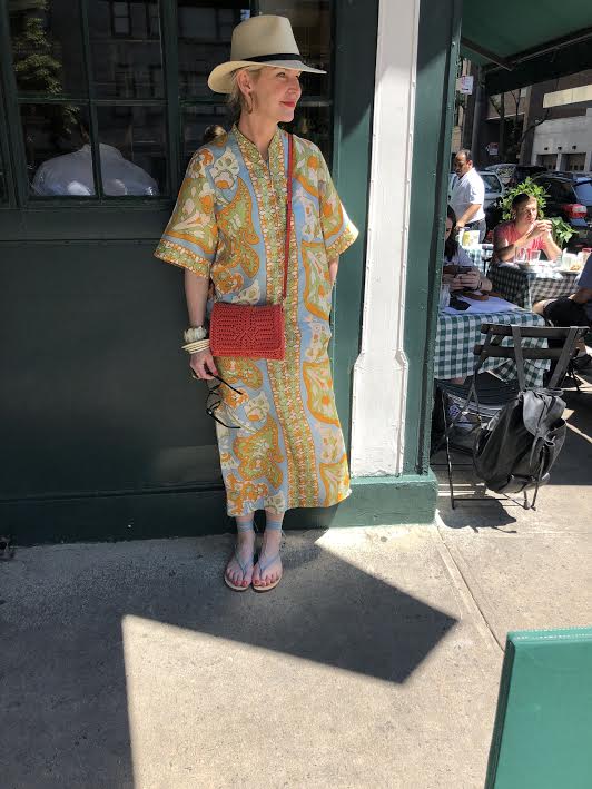 our new favorite caftan from cabana vintage! snap up this red cross body bag here !