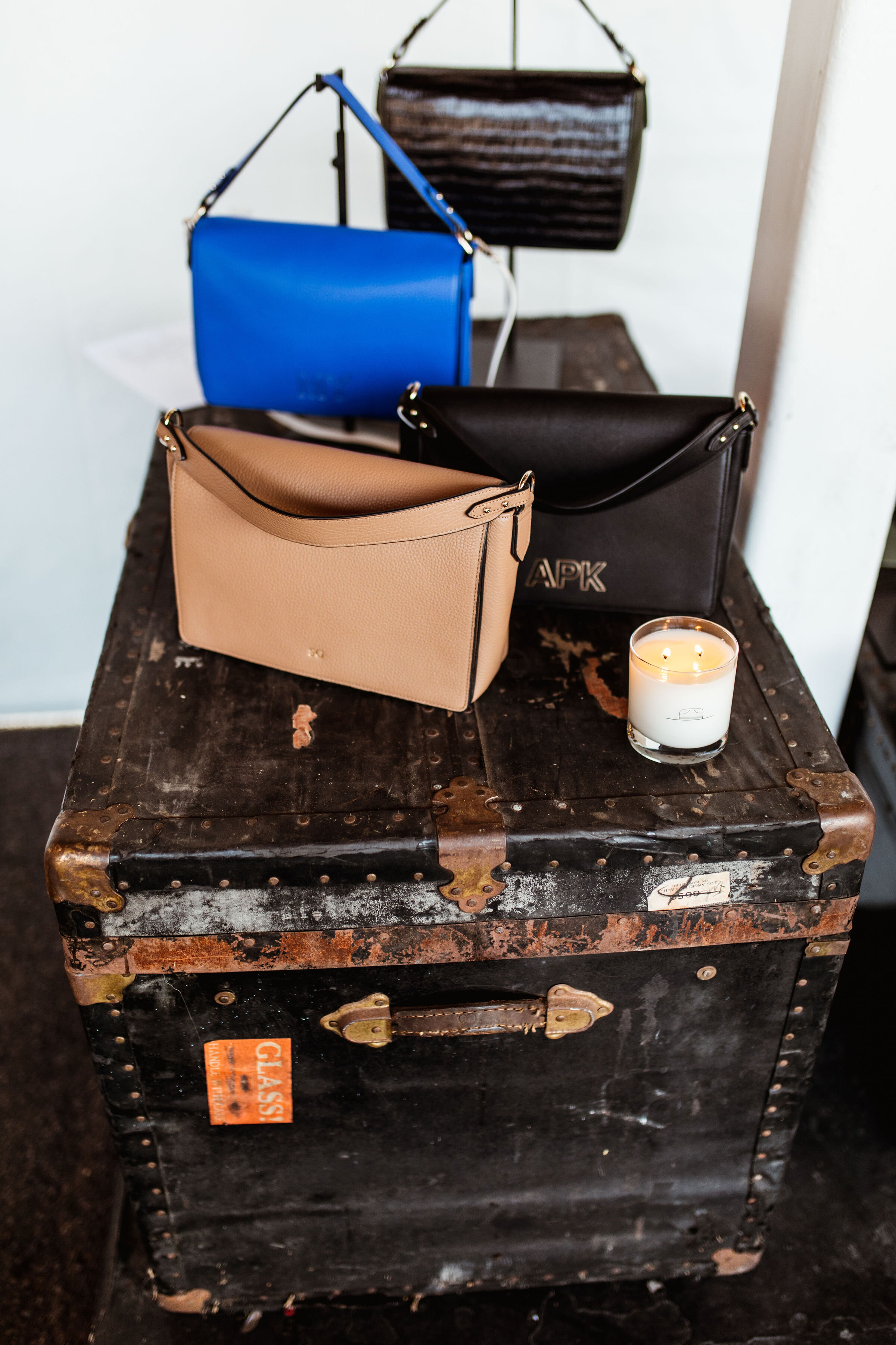 we’re eyeing this vibrant blue handbag from leatherology!