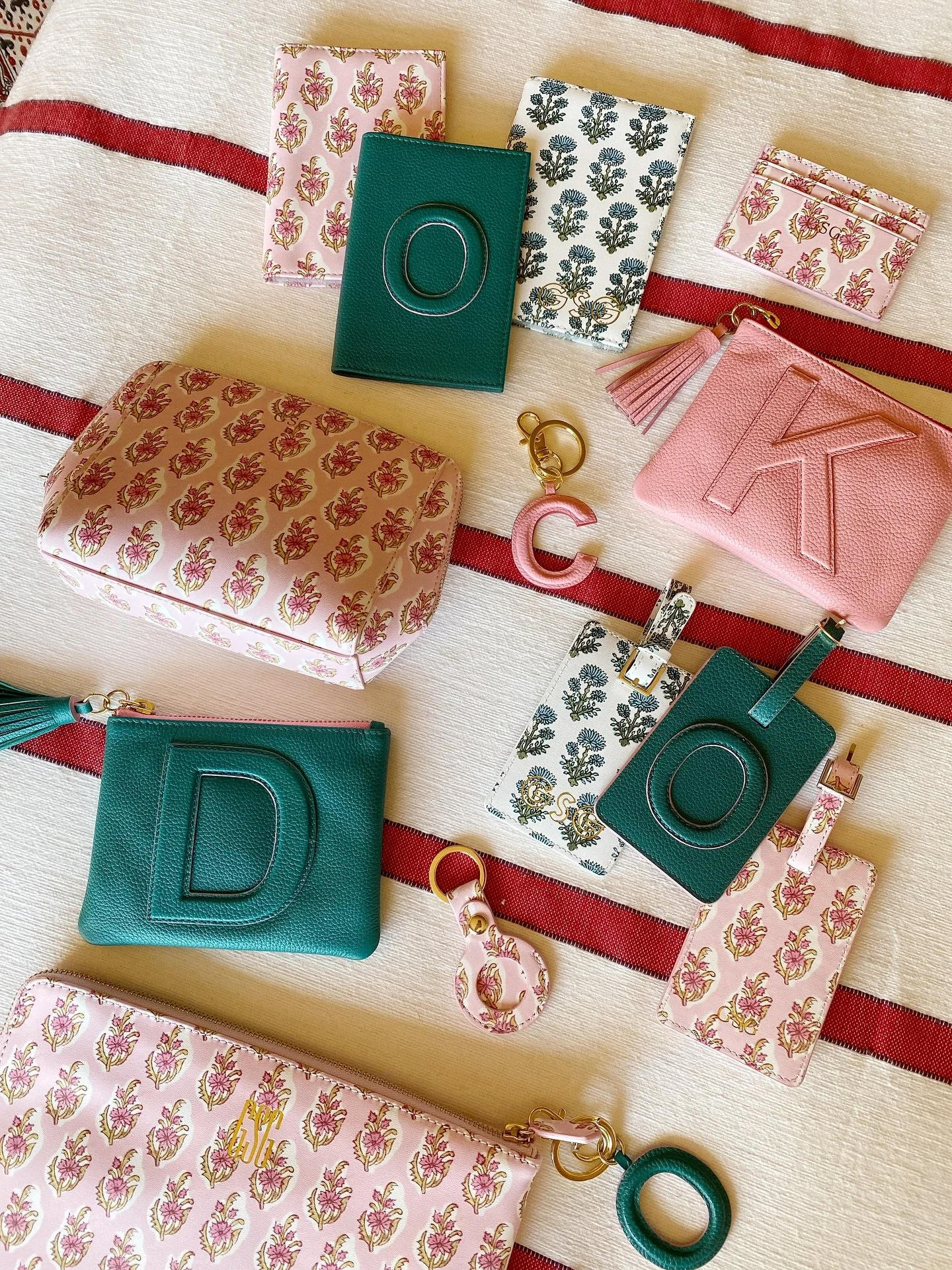 Block-print cuties, personalized pouches, and letter keychains, these are a few of my favorite things! ✨ Travel hack: pretty things make packing so much more fun! ✈️ What&rsquo;s your travel must? 👇