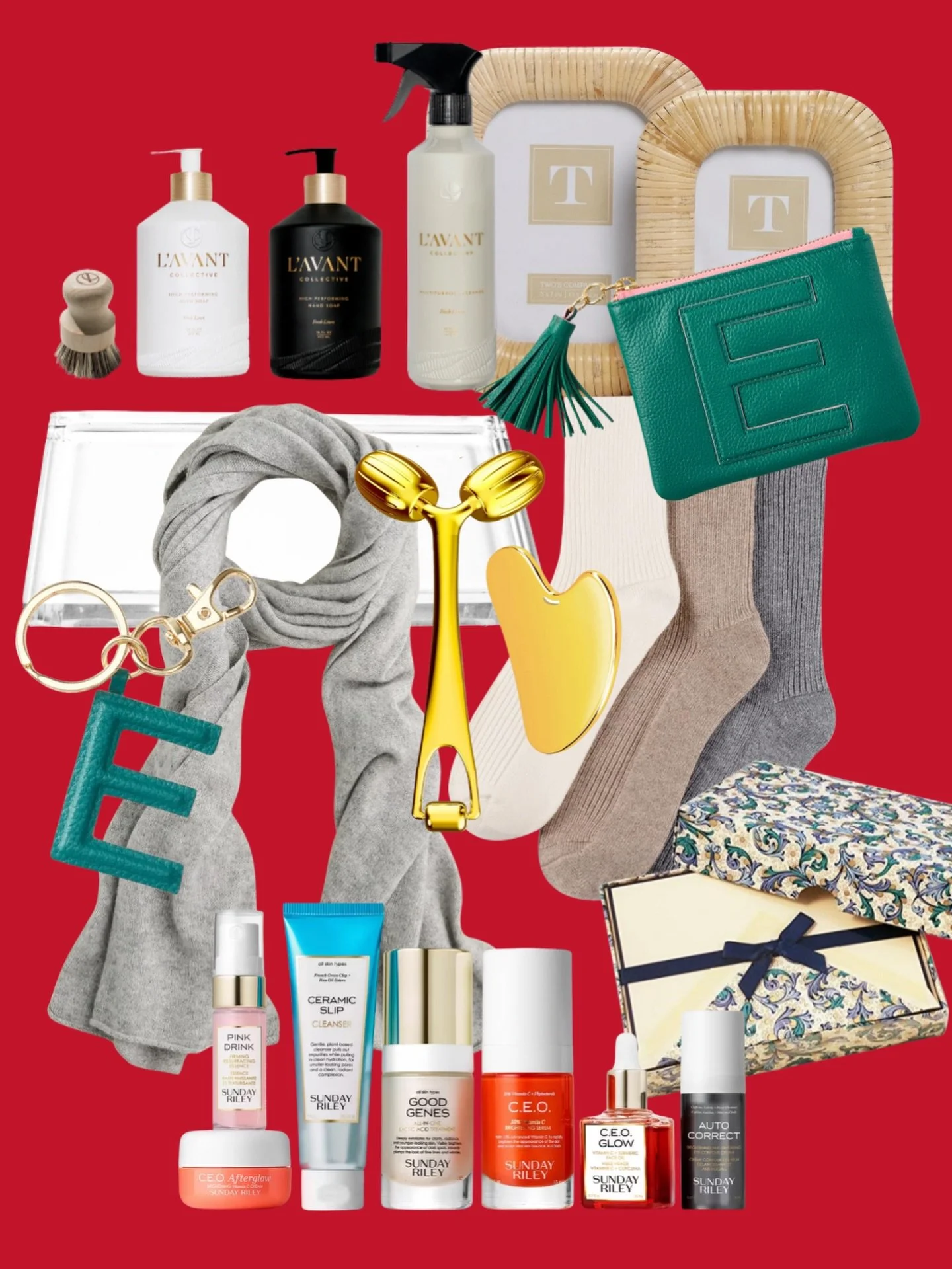 For your girls, your sister, or&hellip; yourself. &hearts;️ These chic gifts deliver fast ✨ Including my fave gold gua sha set for just $22 and cozy cashmere accessories! 🎁