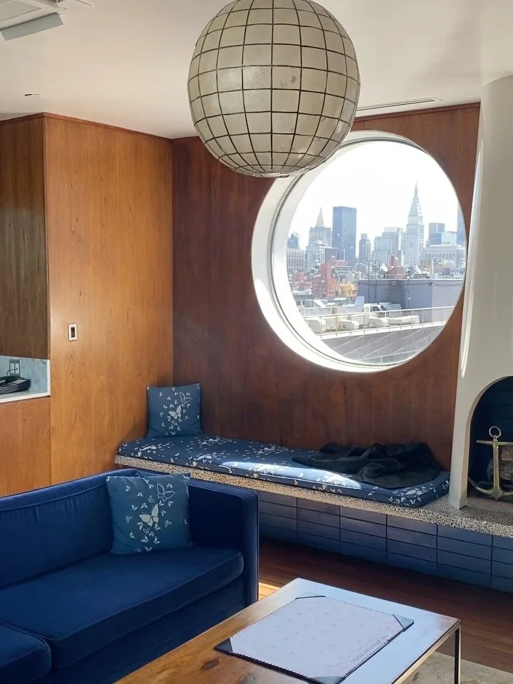 Just wrapped an action packed 24 hours of New York City magic with my favorite people! &hearts;️ The @themaritimehotelnyc at golden hour, @santambroeus for a perfect cappuccino ☕️ Monkey Bar for a nostalgic lunch (love to sit at the bar) and @barpise