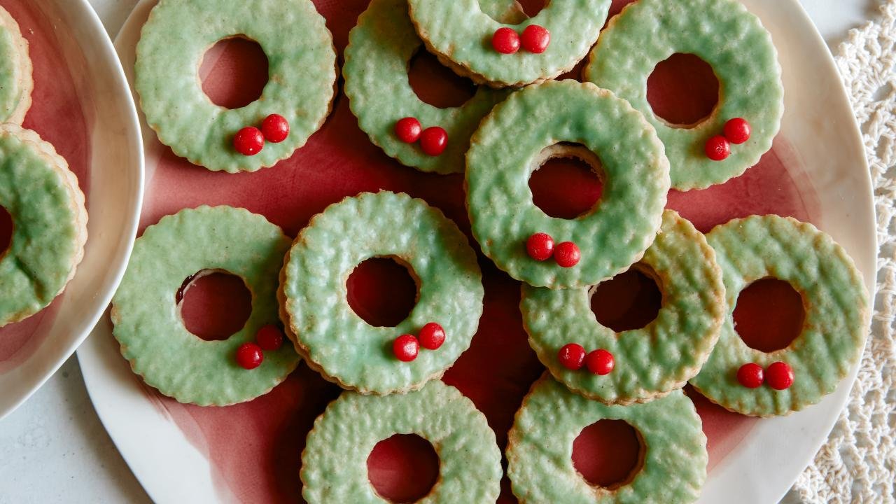 Linzer Doily Wreaths