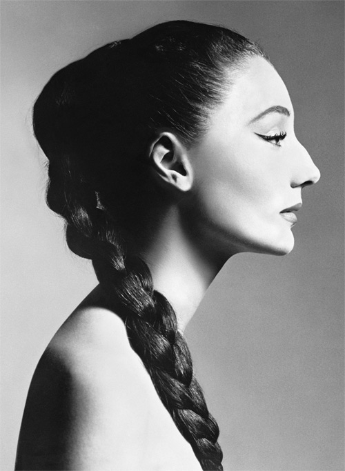 The Countess photographed by Avedon