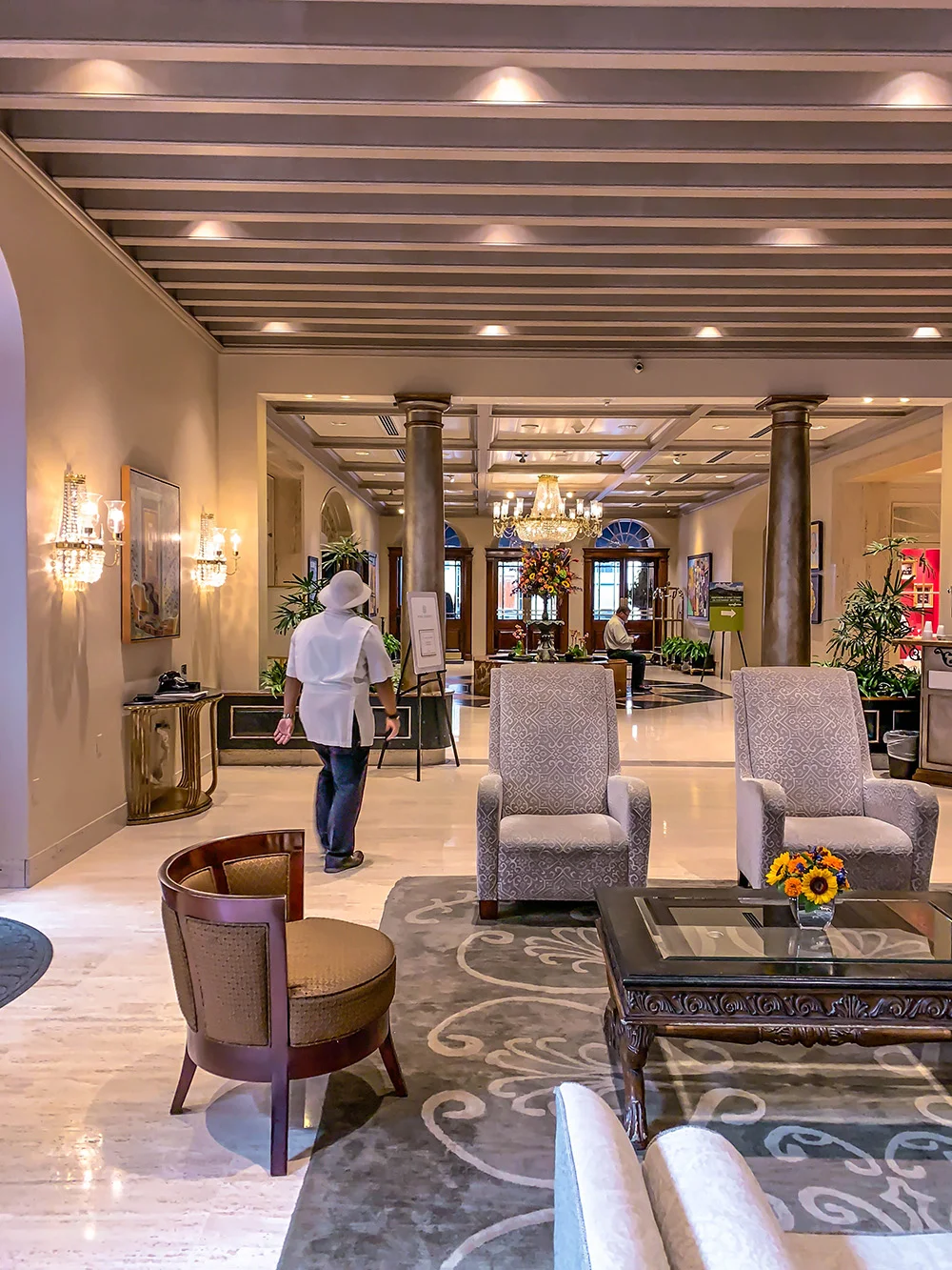 reception-nola-sonesta-hotel.jpg