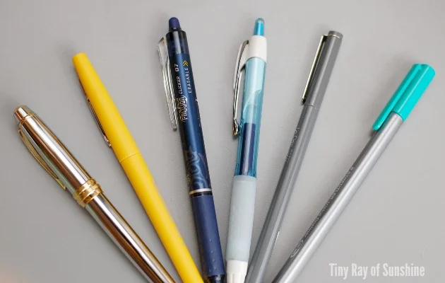 Tiny Ray of Sunshine. Kickstart your year with the Bullet Journal. 3 Writing Instruments. pref.jpg