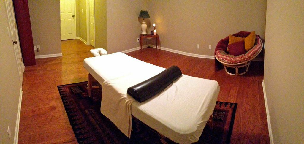 Massage Room 1.jpeg