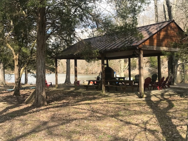 Lake gazebo2.jpg