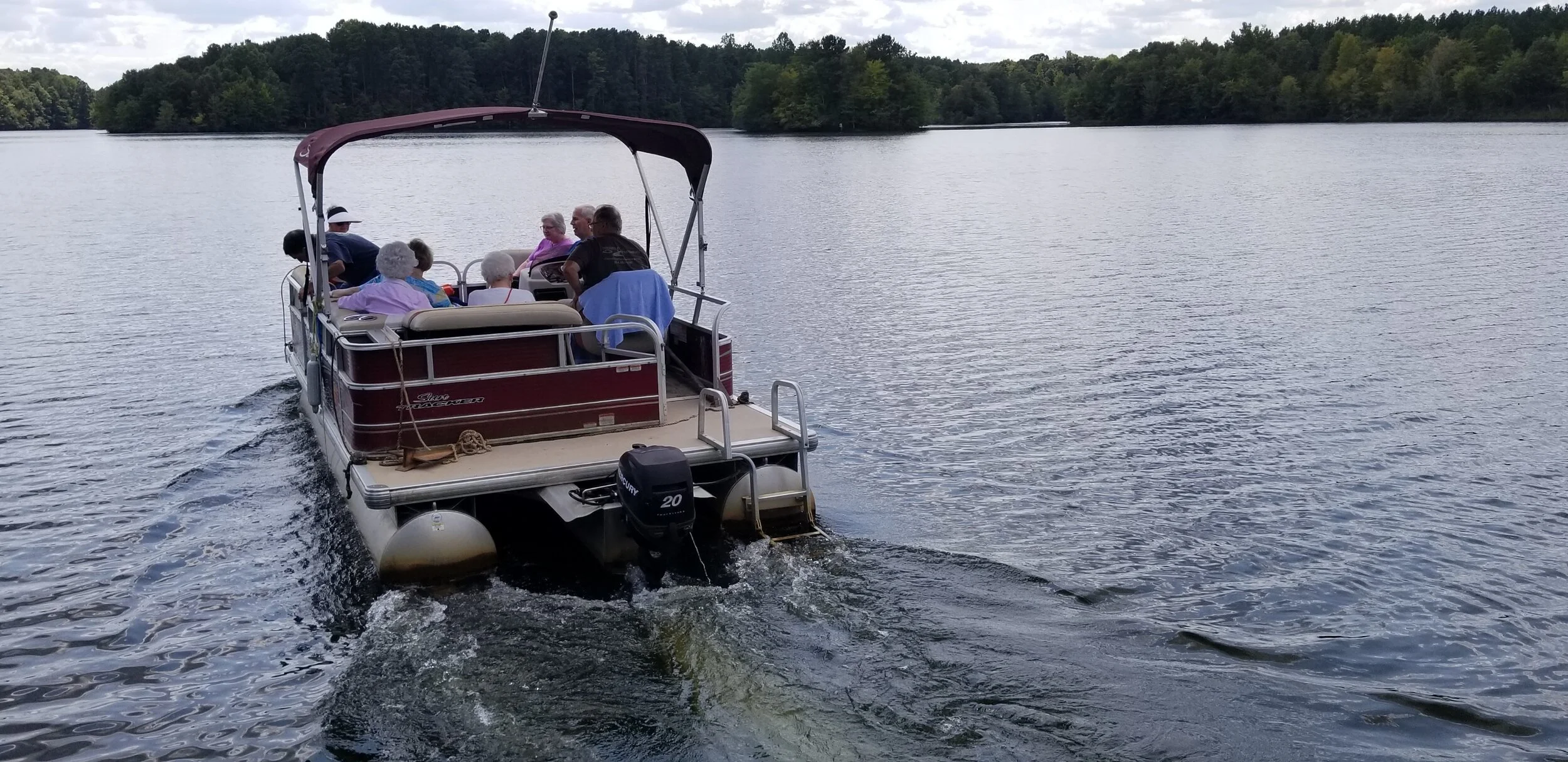 Picnic and Pontoon Rides at the Ludwigs