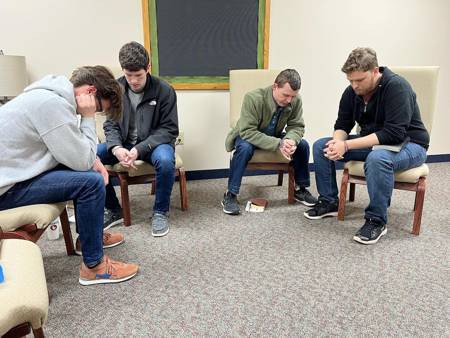 We dig deep by studying truth and praying together! Grow strong in community each Wednesday at 7 🌱 

#greenvillesc #churchlife #collegeministry #biblestudy #prayer #community